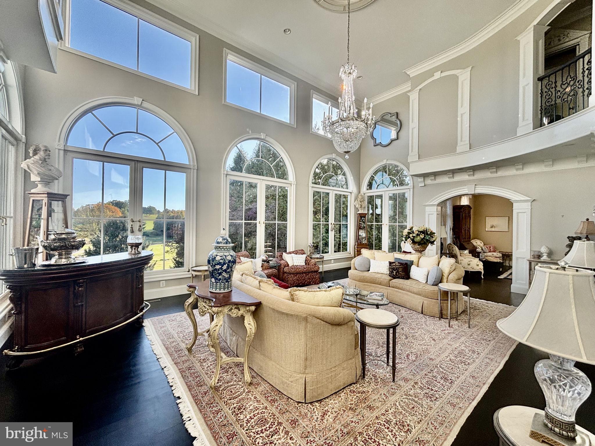 HOLLY HILLS - Residential