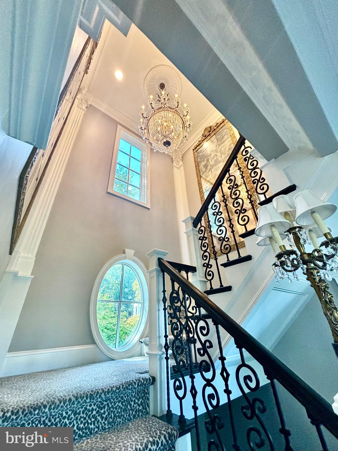 HOLLY HILLS - Residential