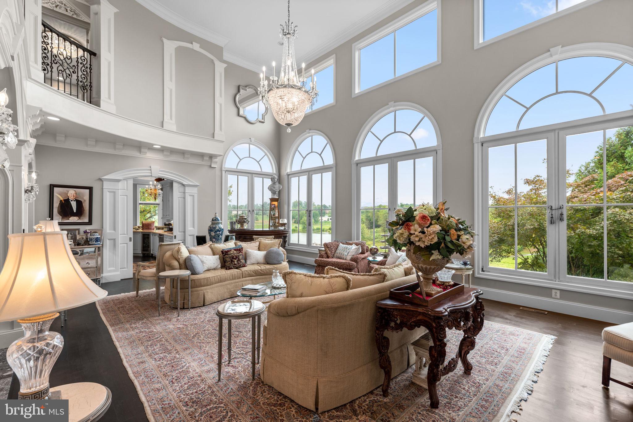 HOLLY HILLS - Residential