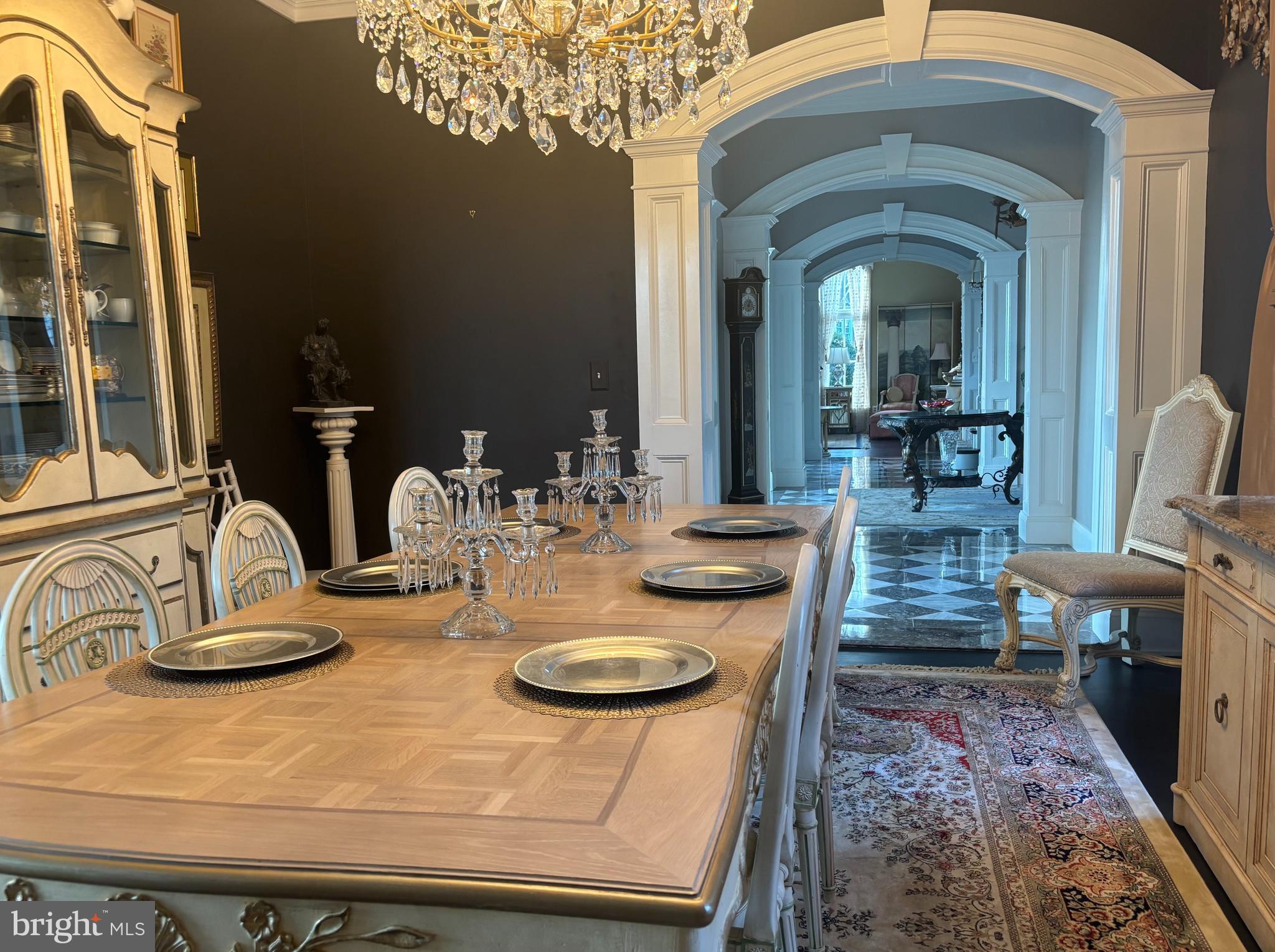 HOLLY HILLS - Residential