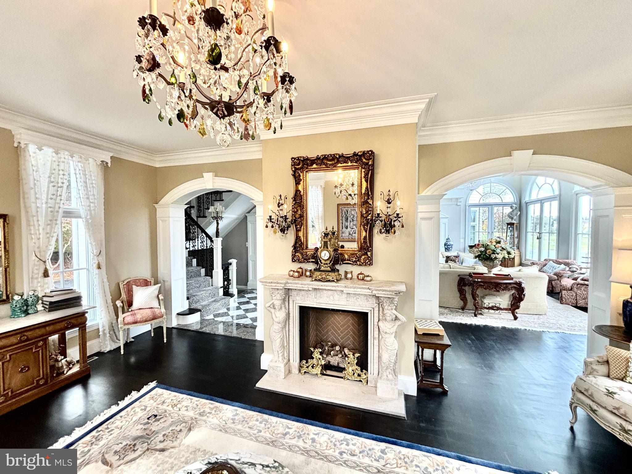 HOLLY HILLS - Residential