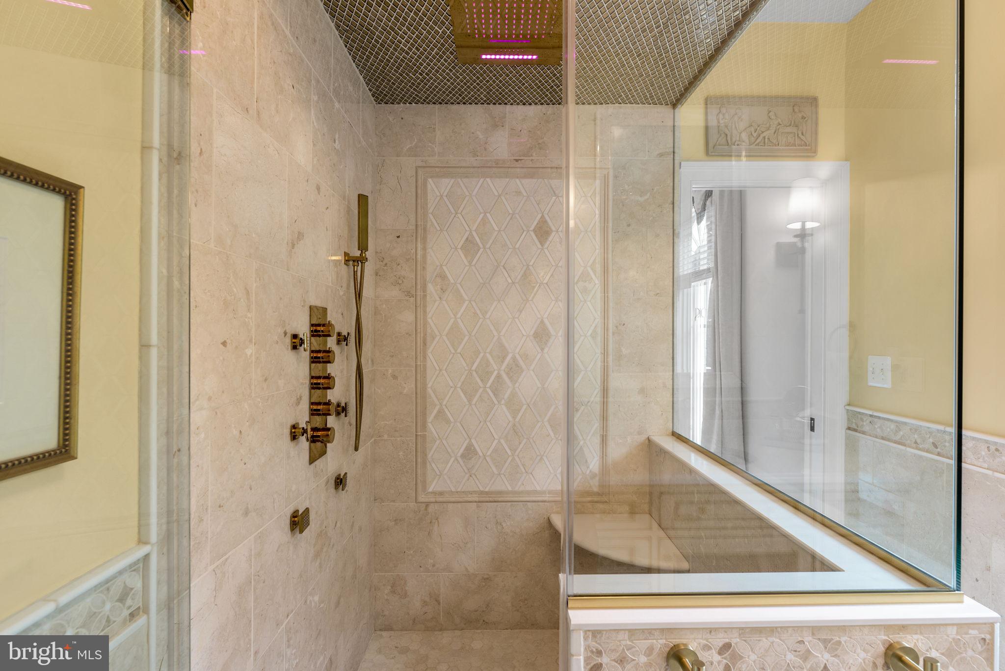 HOLLY HILLS - Residential