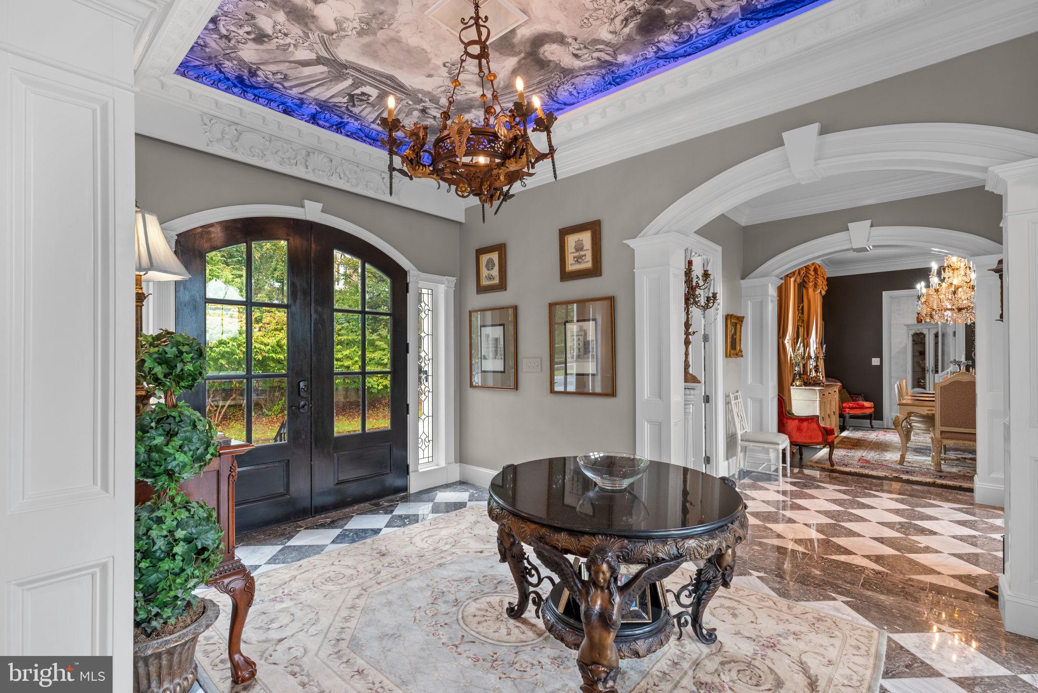 HOLLY HILLS - Residential