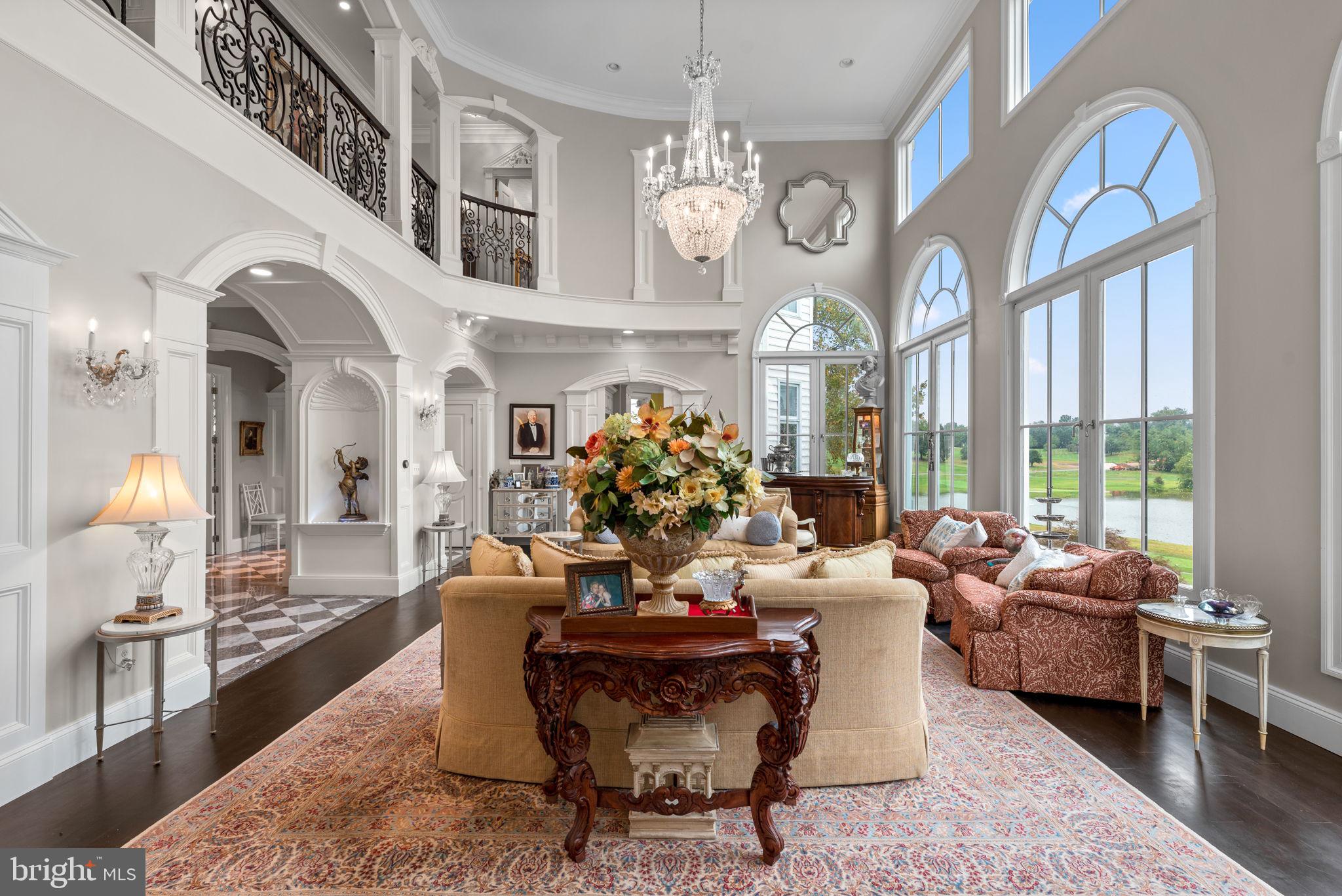 HOLLY HILLS - Residential