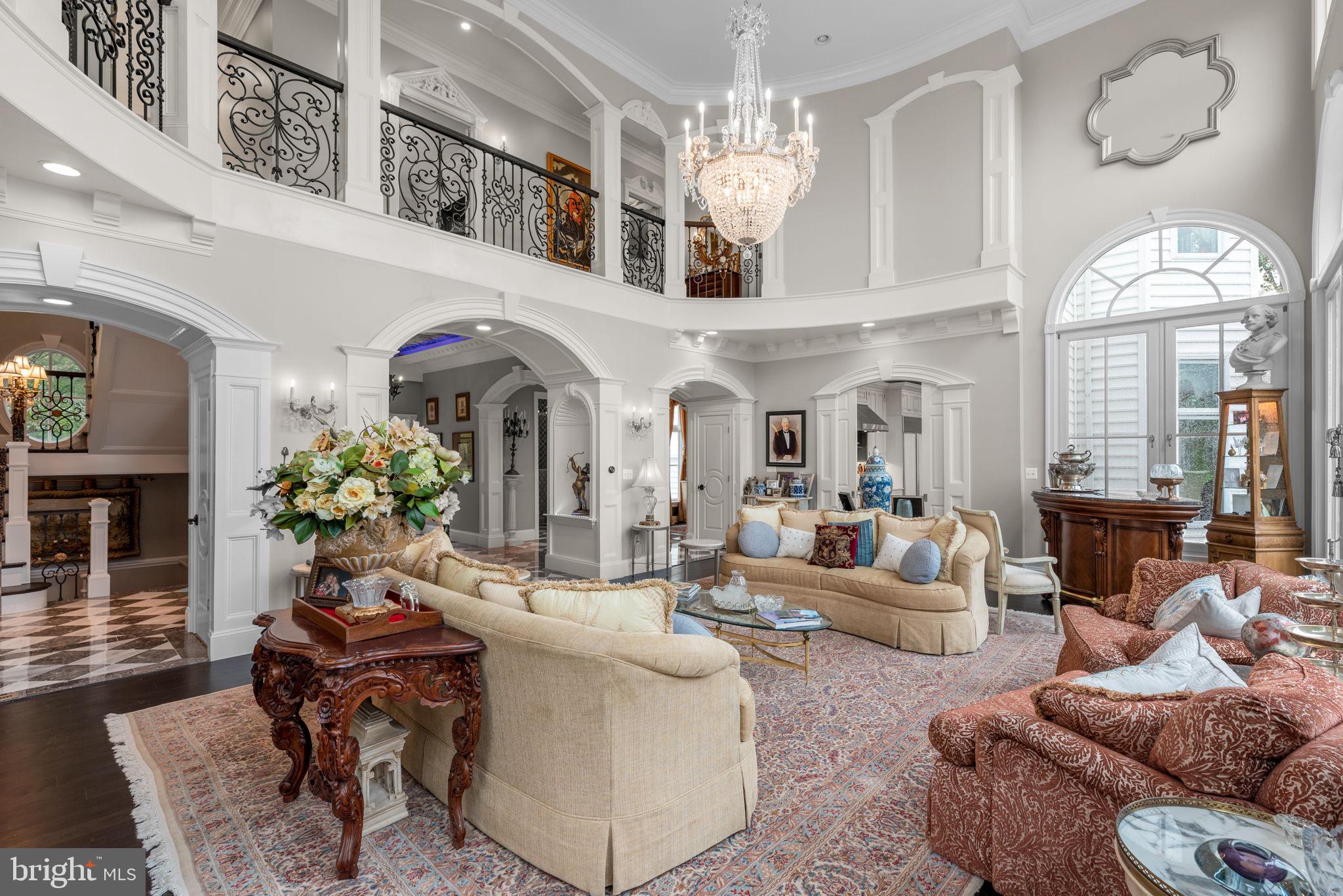 HOLLY HILLS - Residential