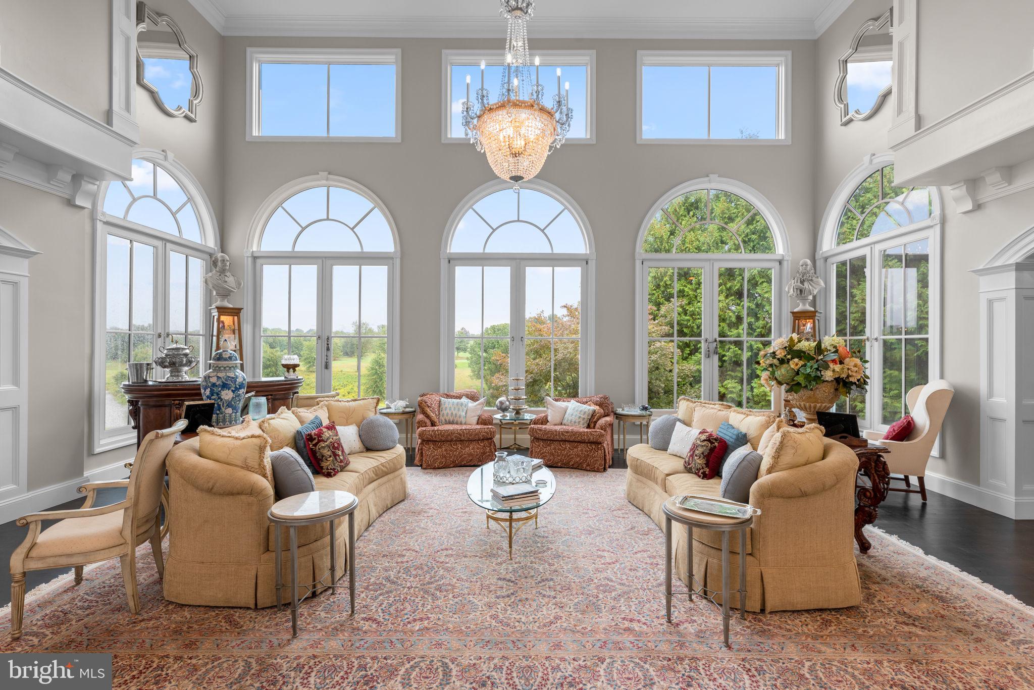 HOLLY HILLS - Residential