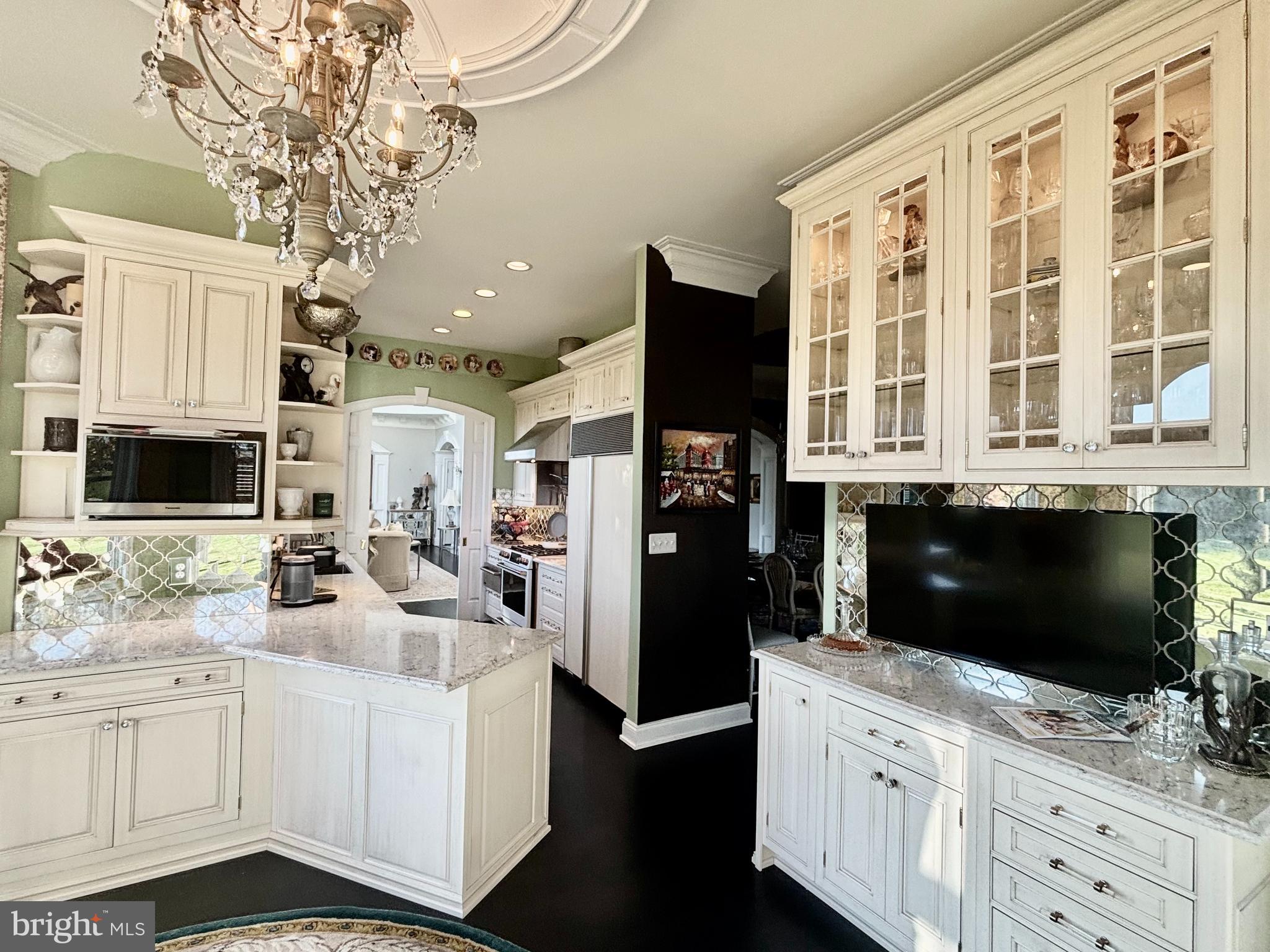 HOLLY HILLS - Residential