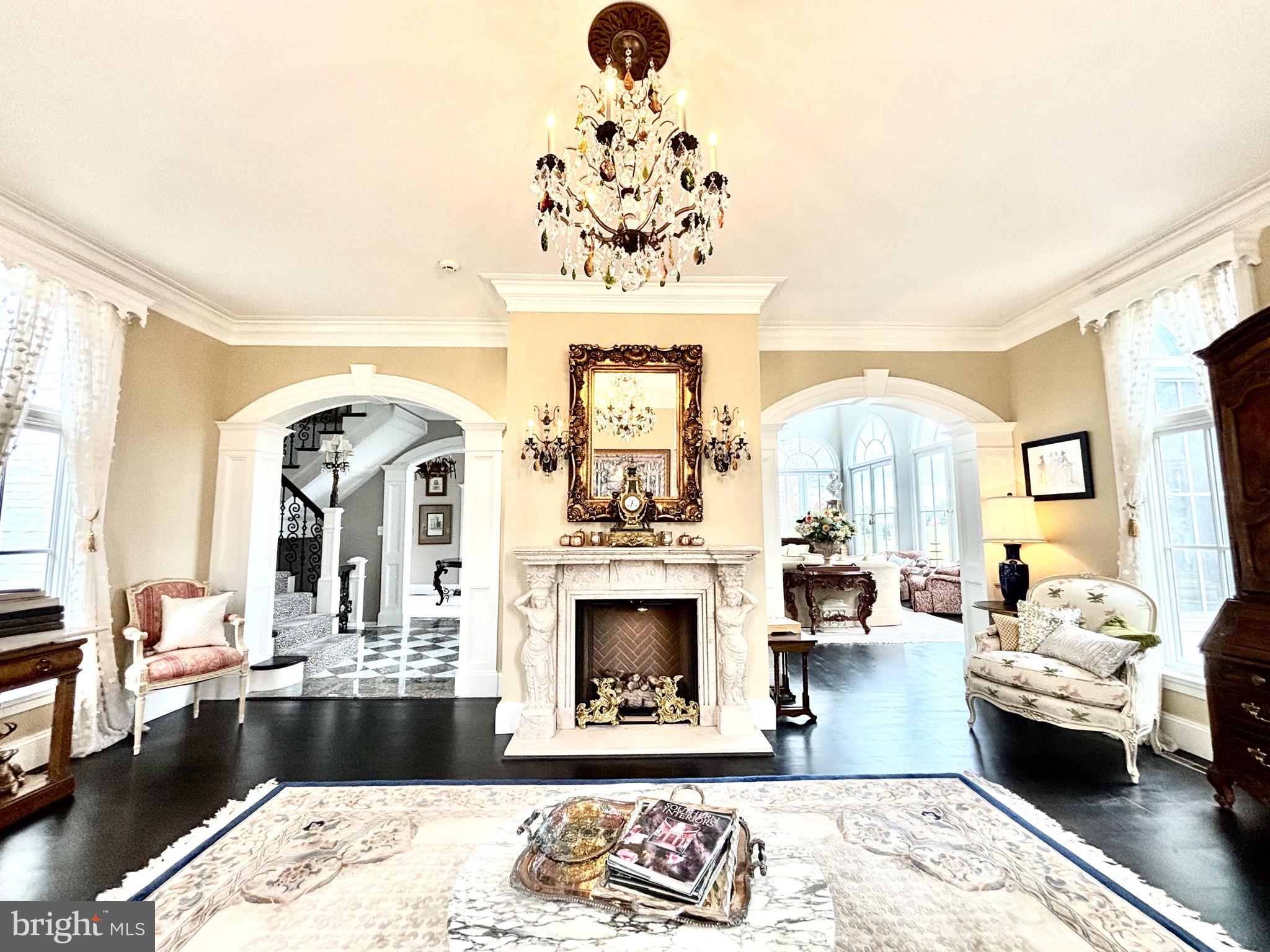 HOLLY HILLS - Residential