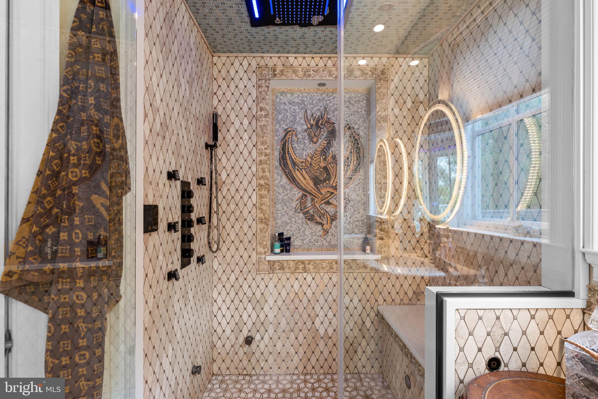 HOLLY HILLS - Residential