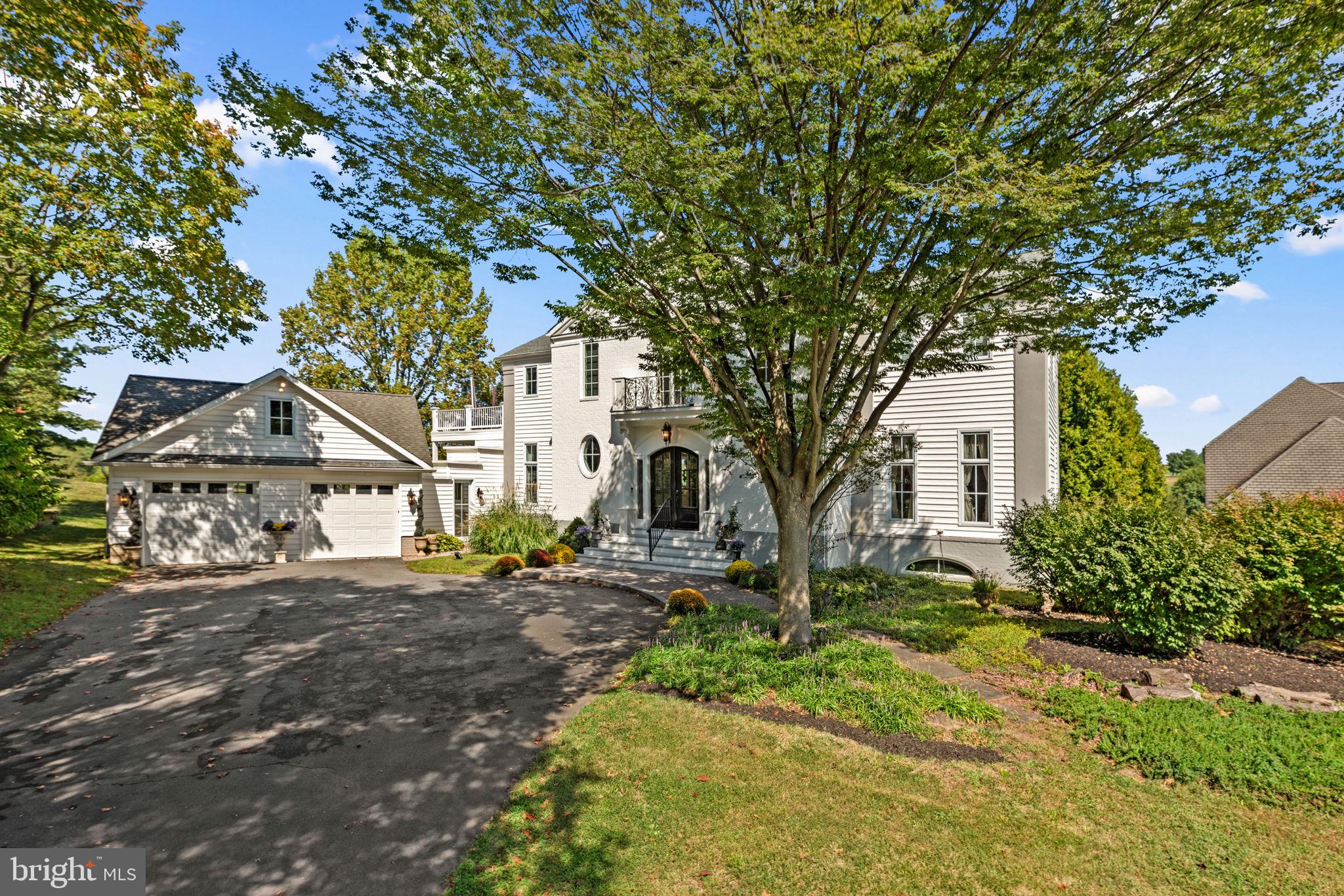 HOLLY HILLS - Residential