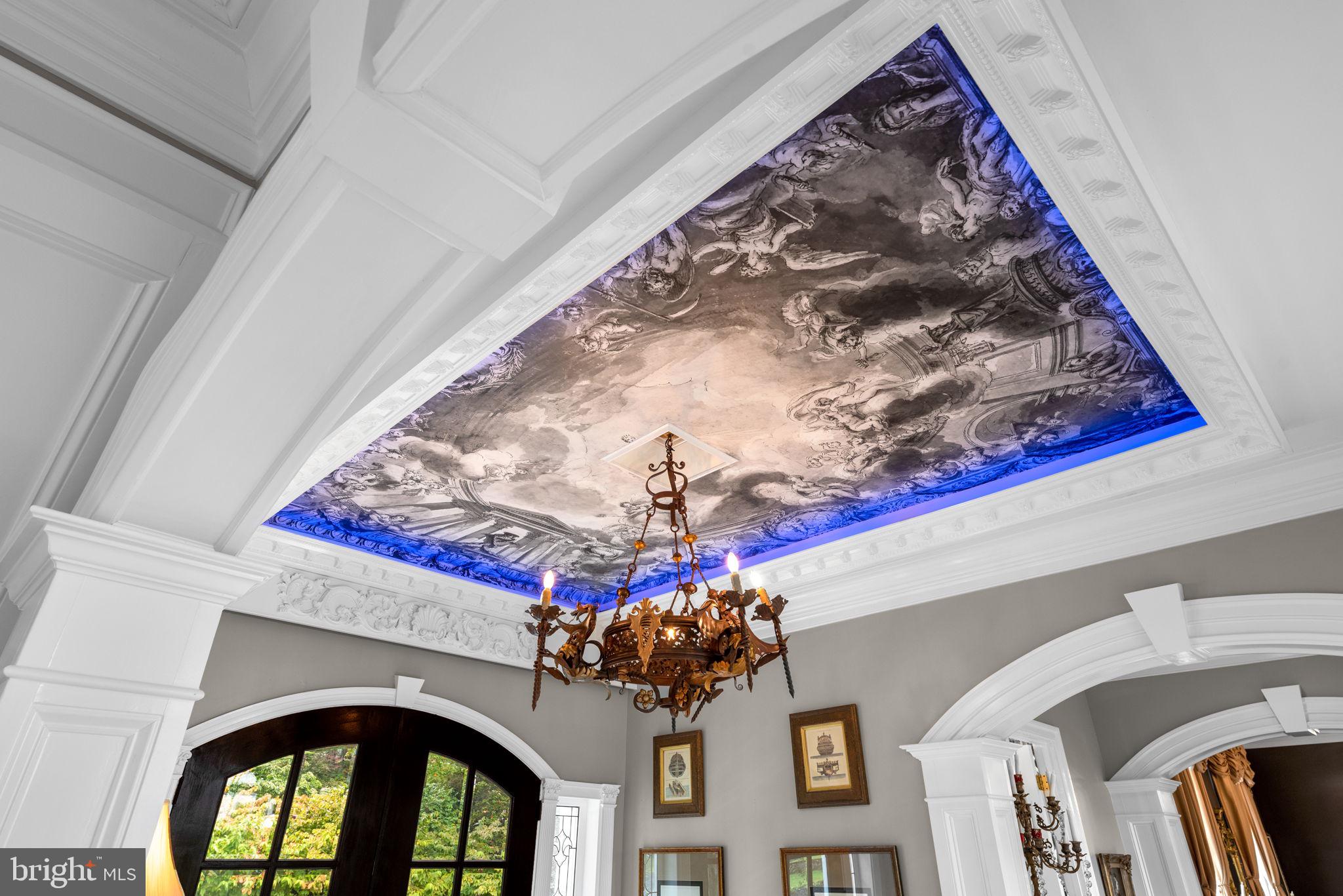 HOLLY HILLS - Residential