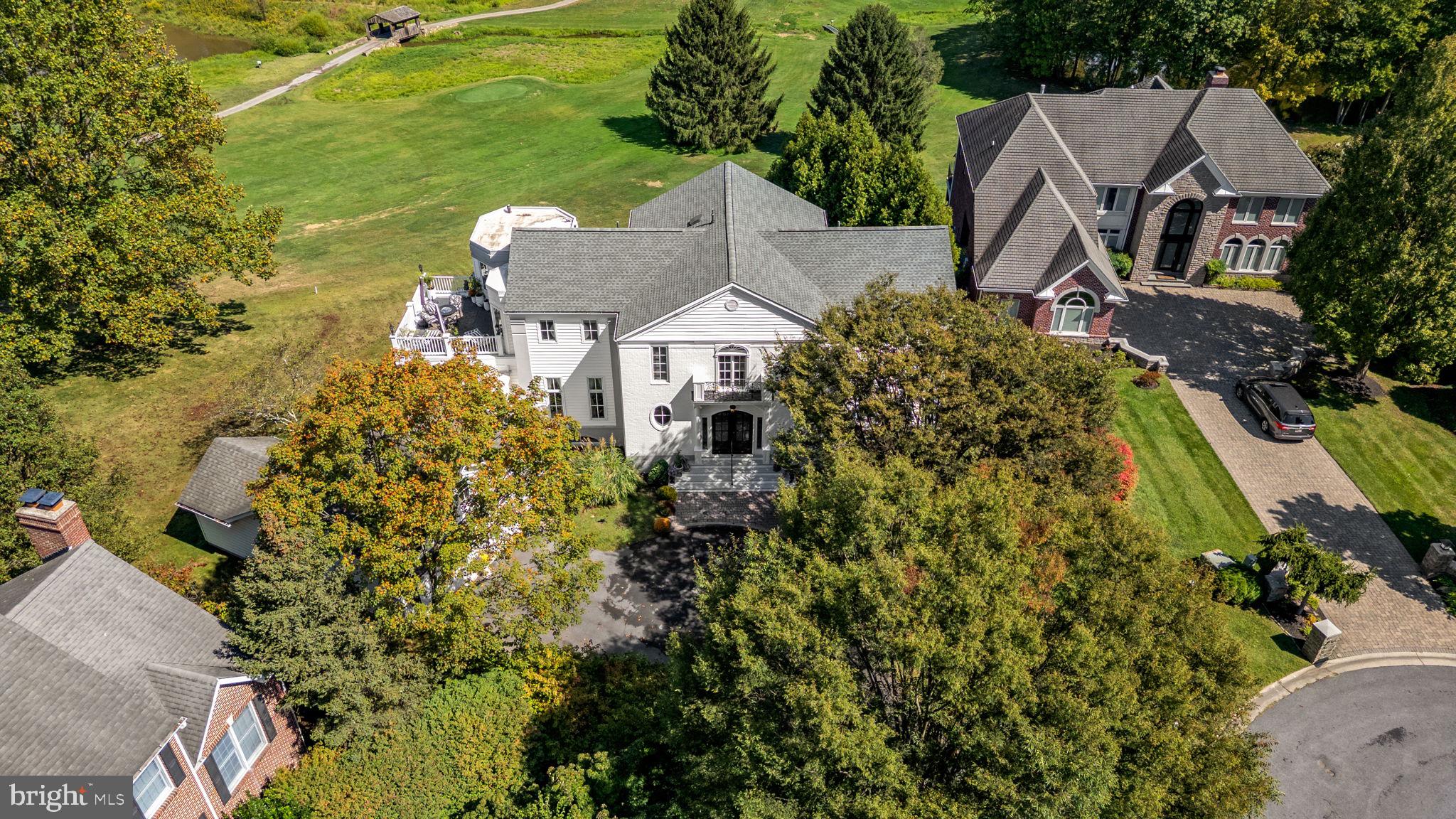 HOLLY HILLS - Residential