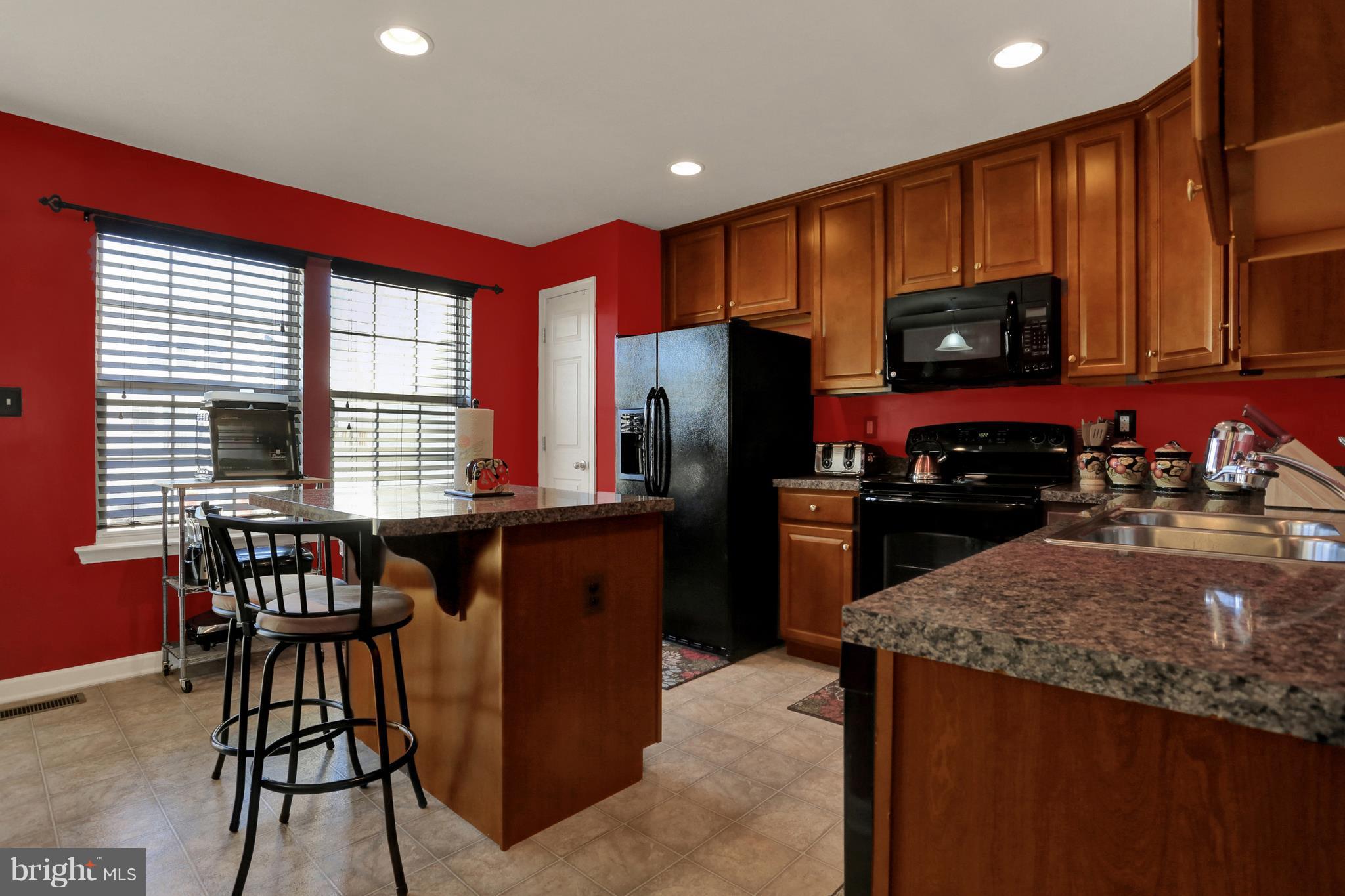 LAKELAND PLACE - Residential