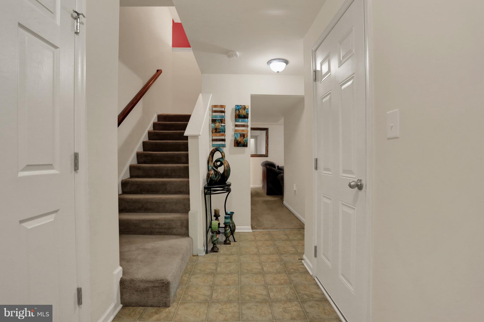 LAKELAND PLACE - Residential