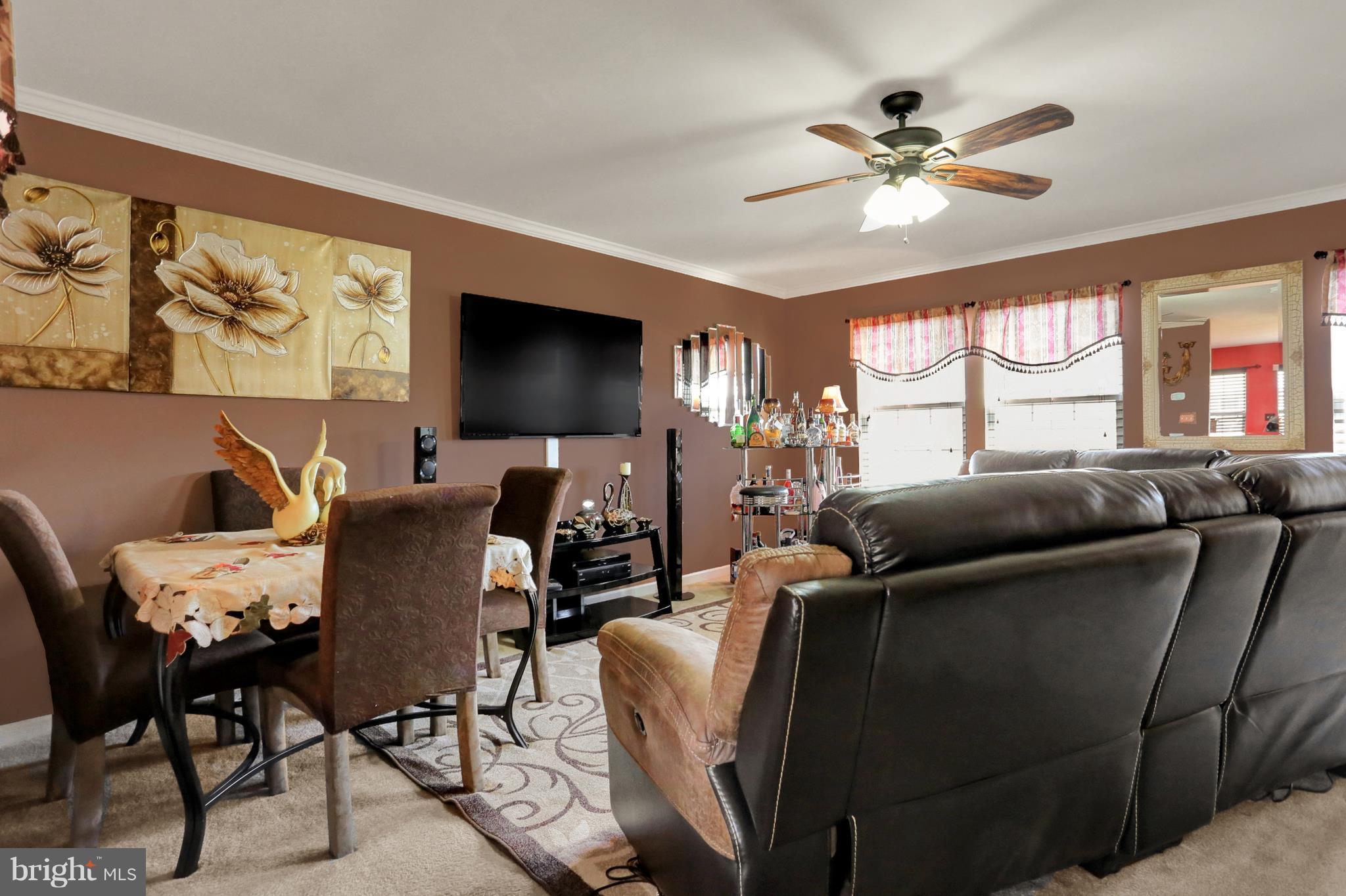 LAKELAND PLACE - Residential