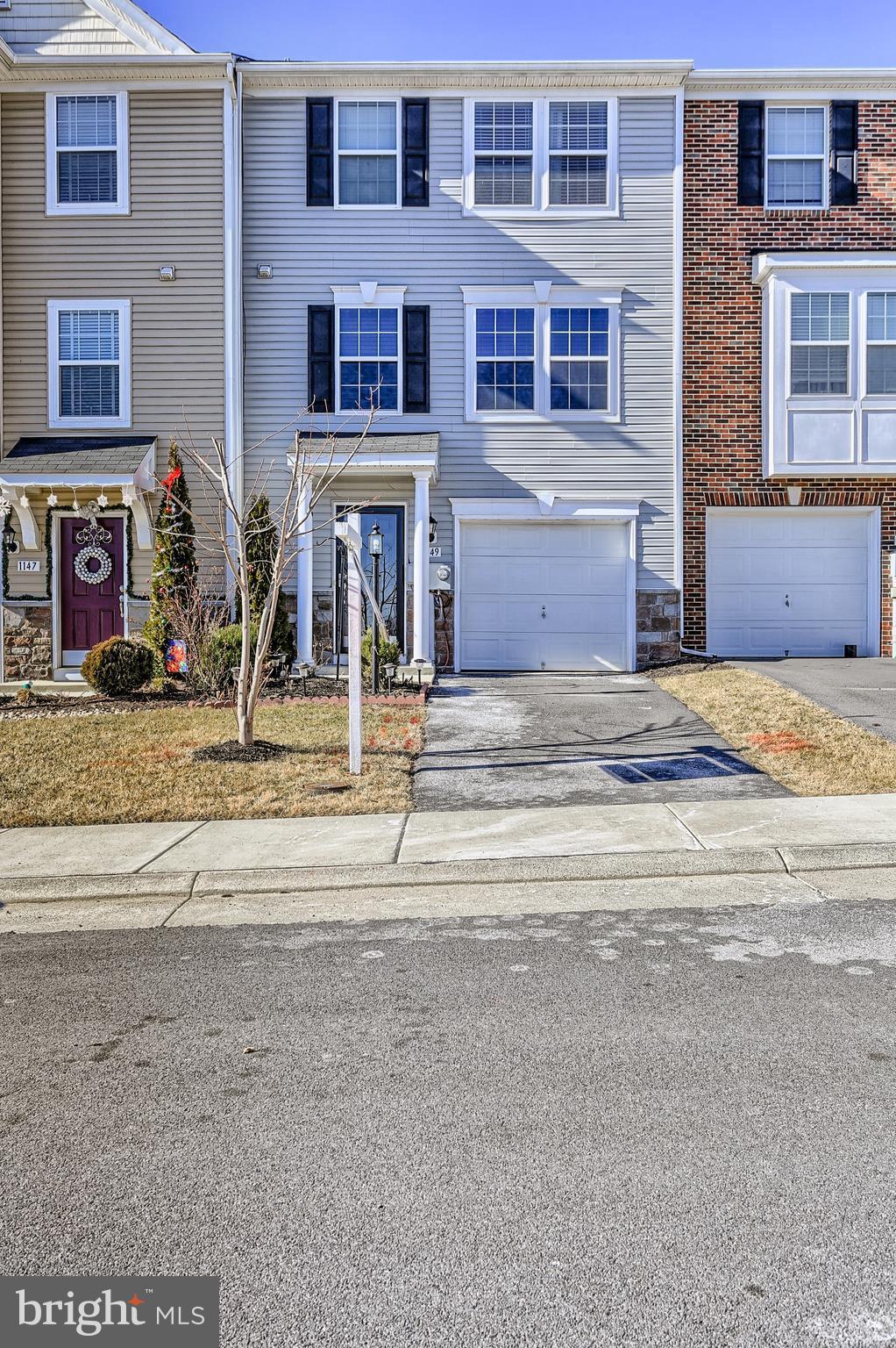 LAKELAND PLACE - Residential