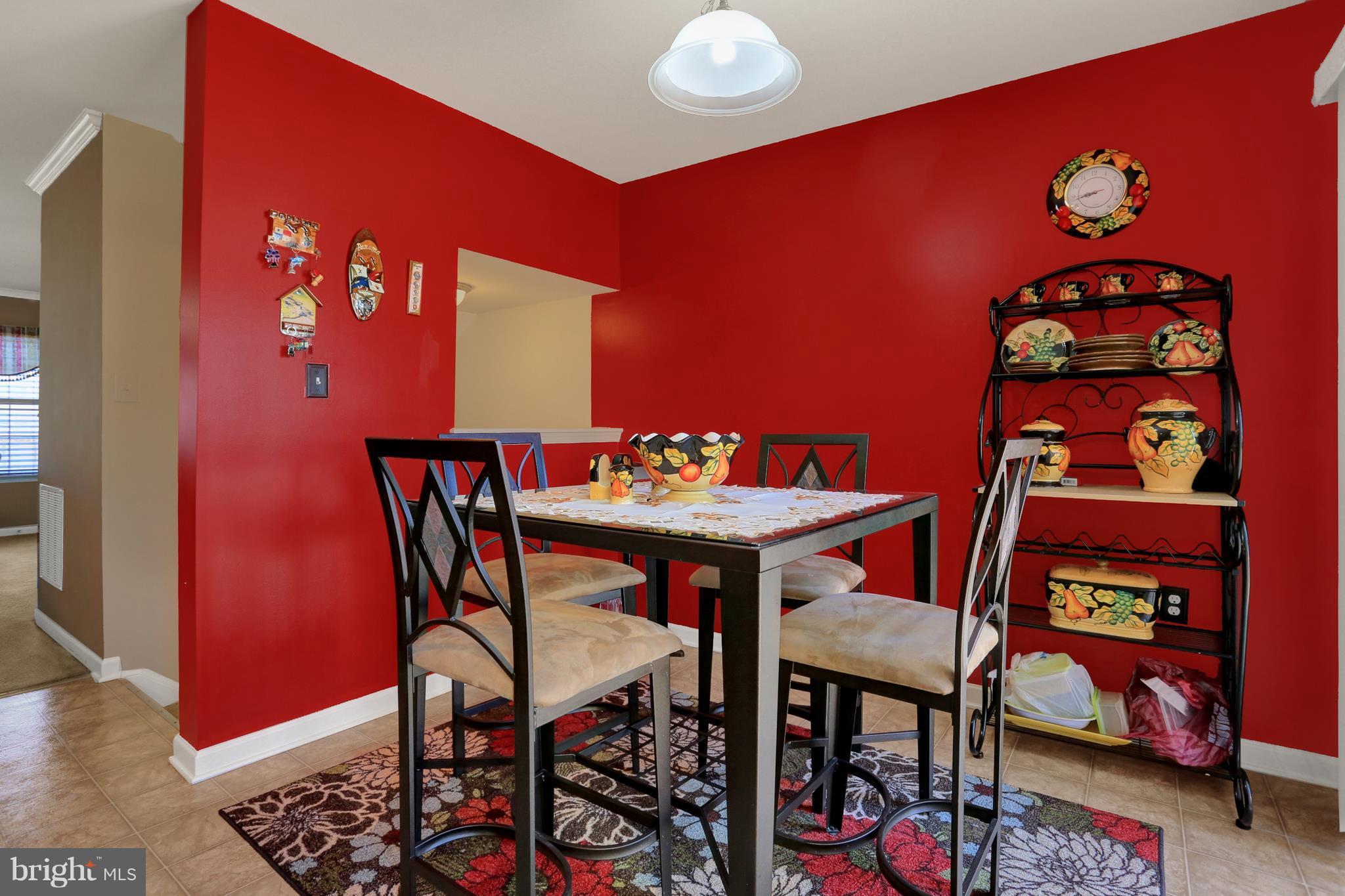 LAKELAND PLACE - Residential