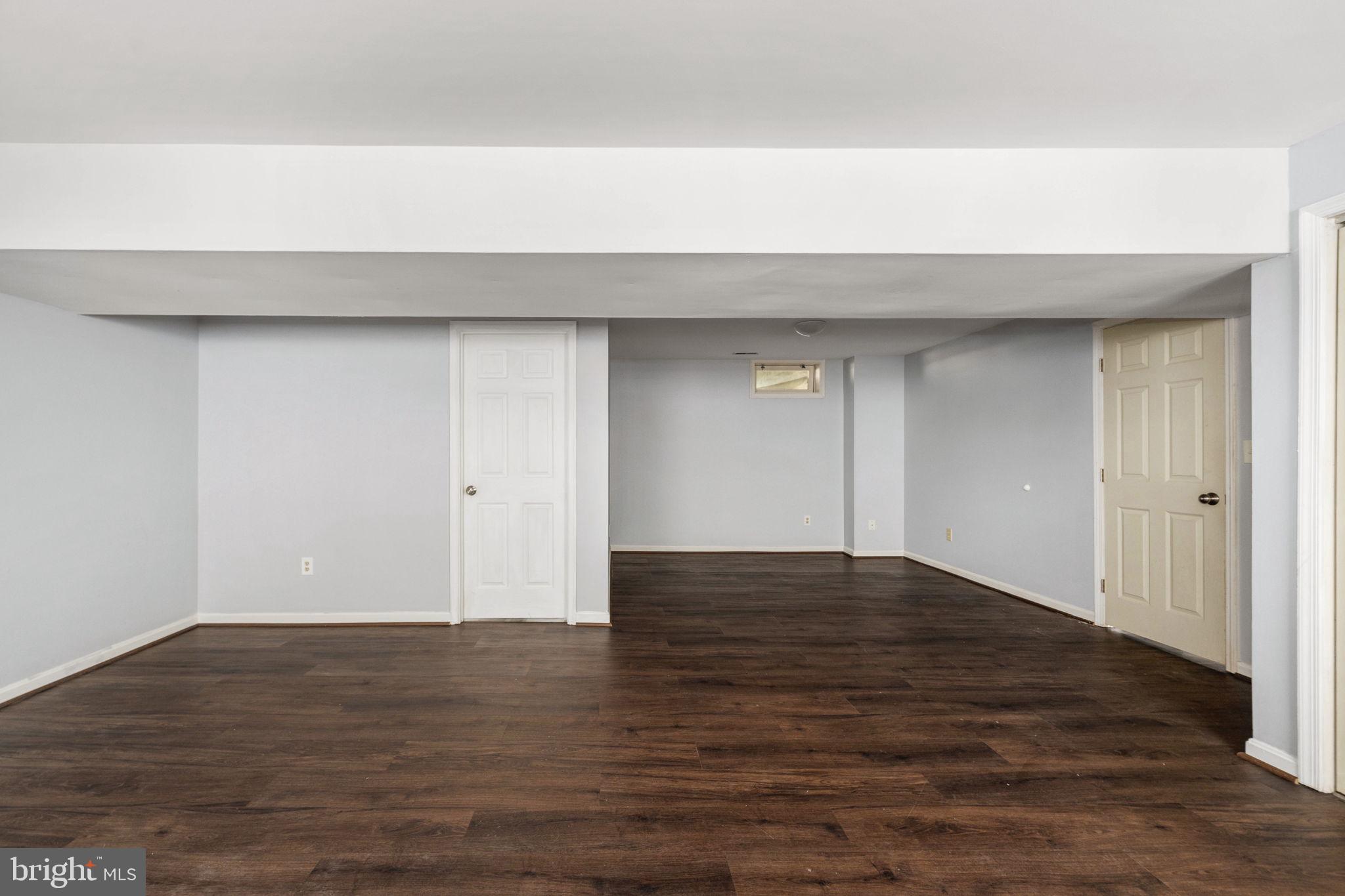 SURRY WOODS - Residential