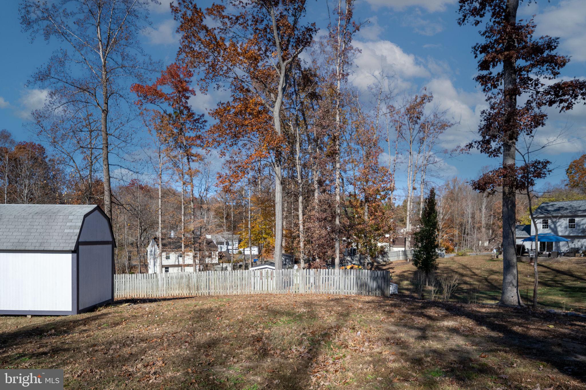 SURRY WOODS - Residential