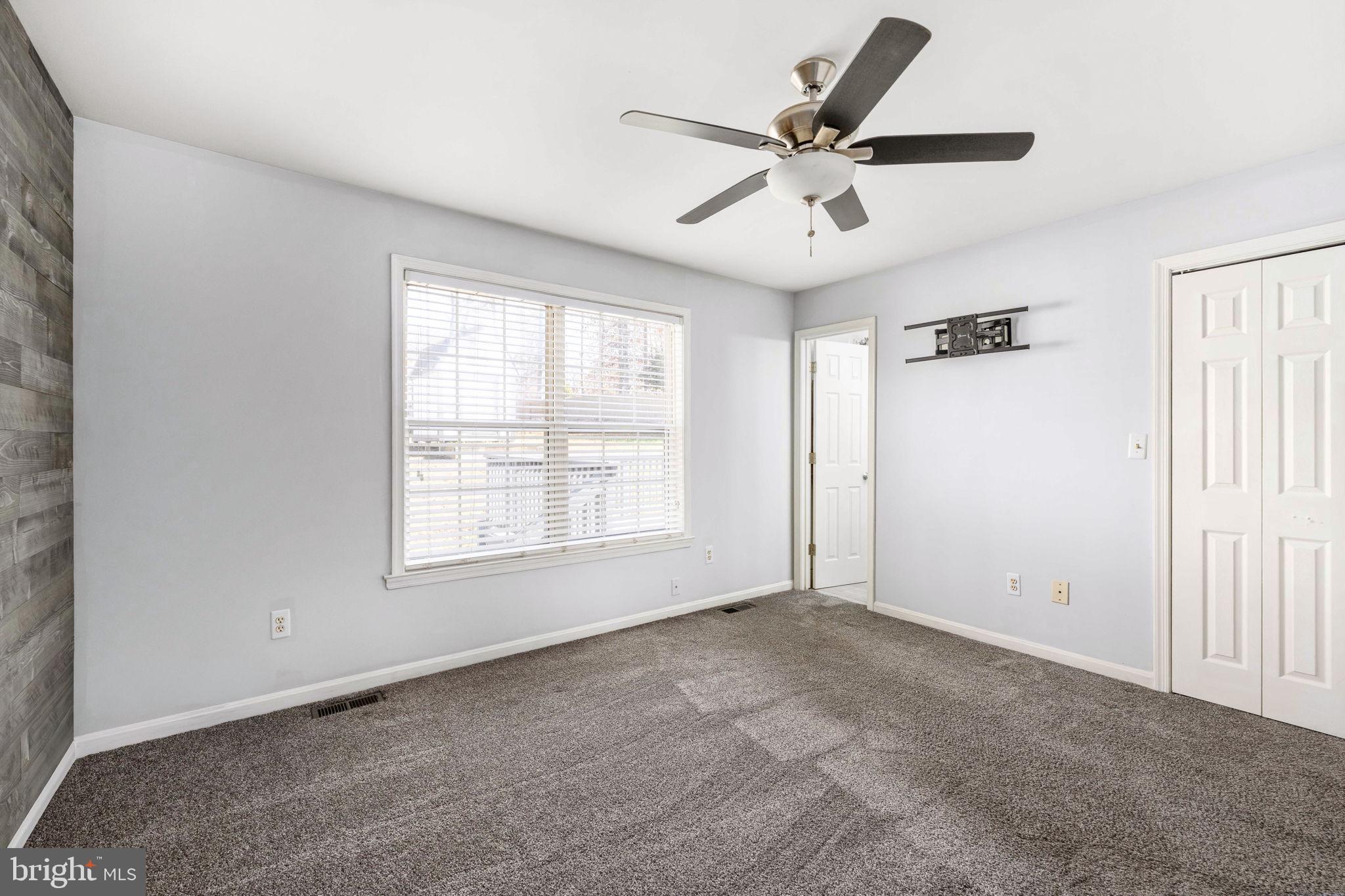 SURRY WOODS - Residential