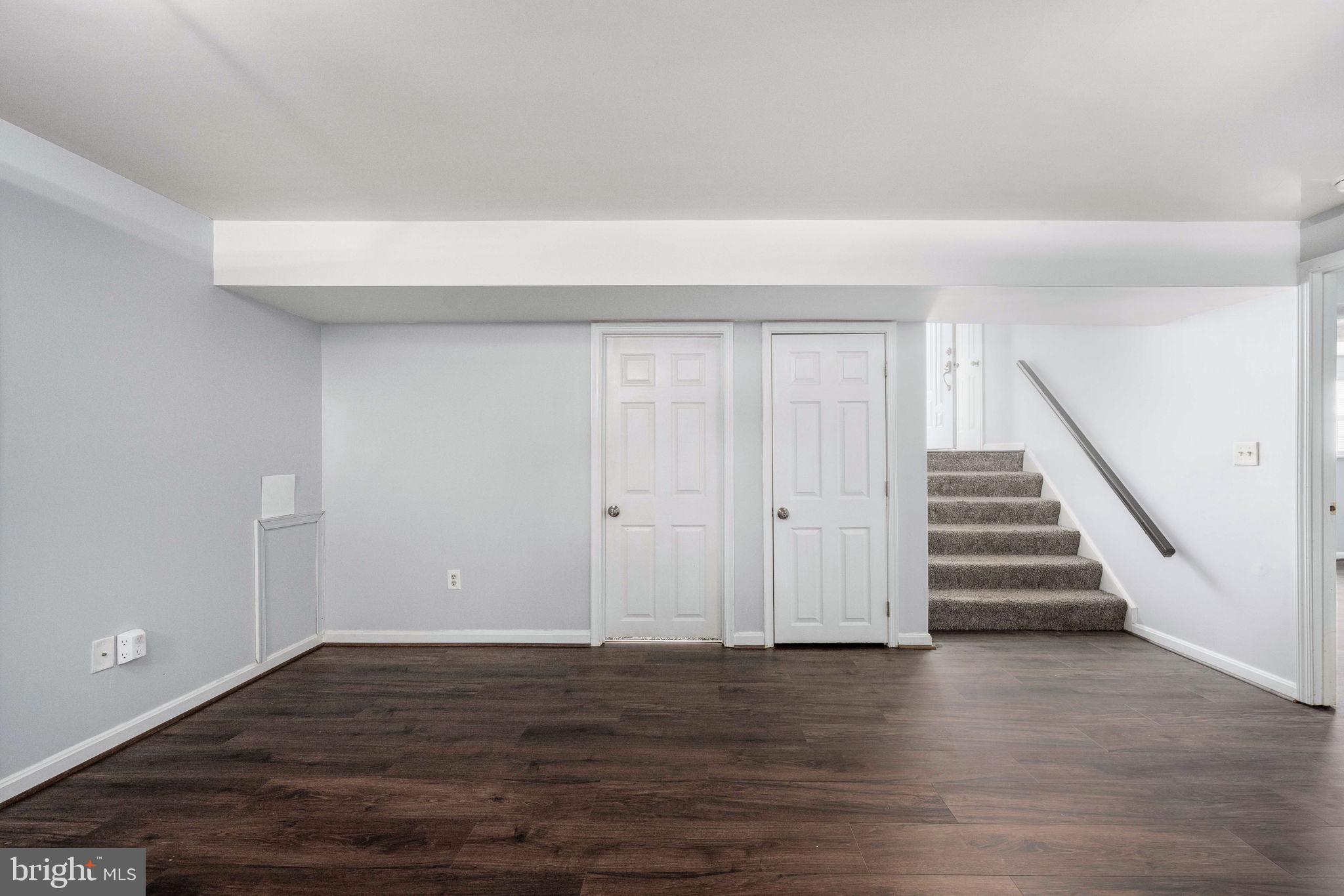 SURRY WOODS - Residential