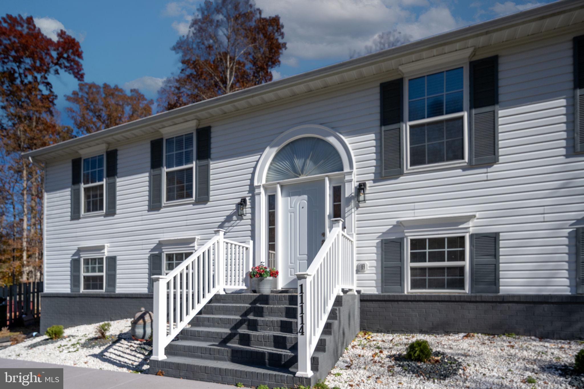 SURRY WOODS - Residential