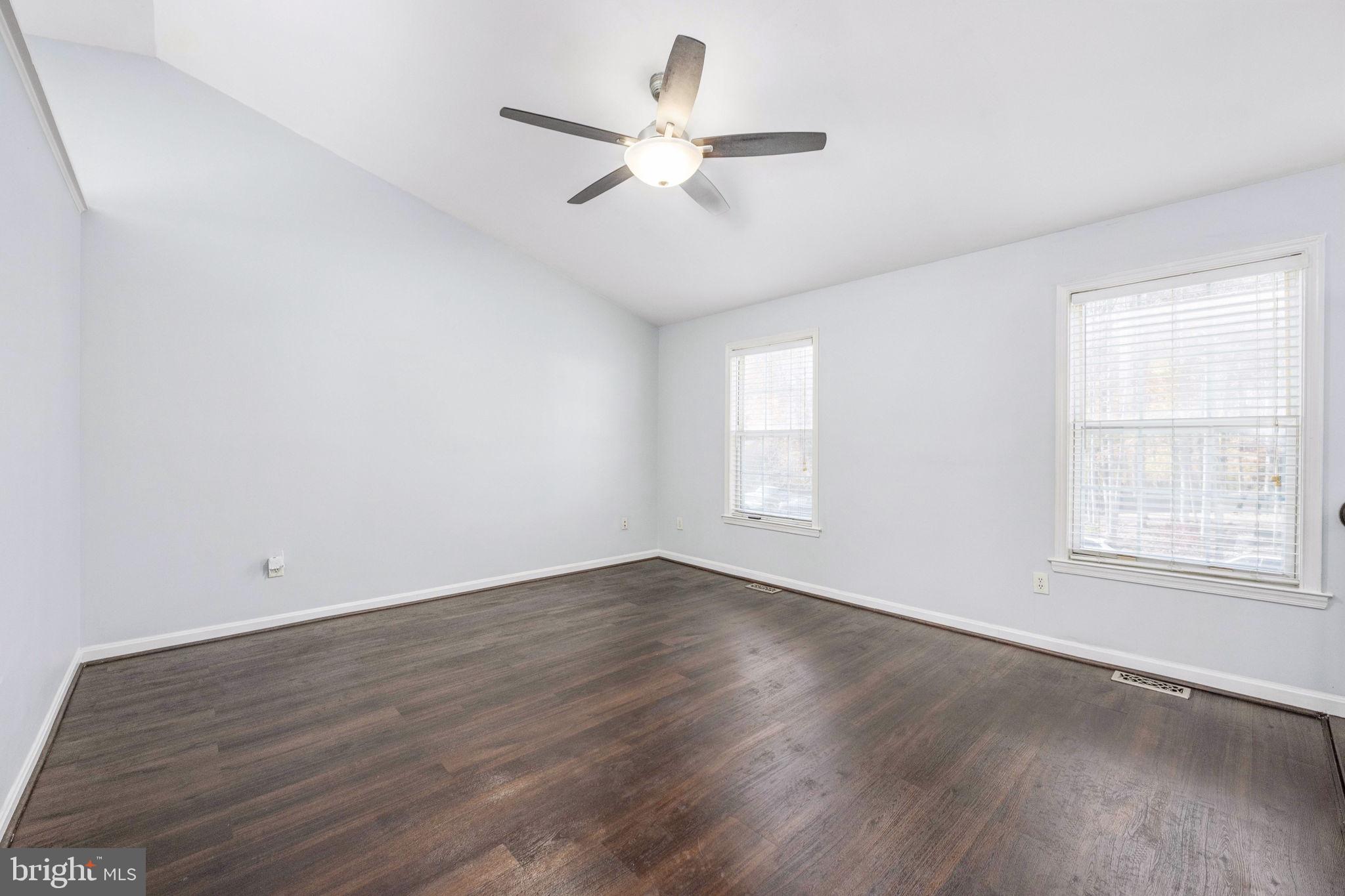 SURRY WOODS - Residential