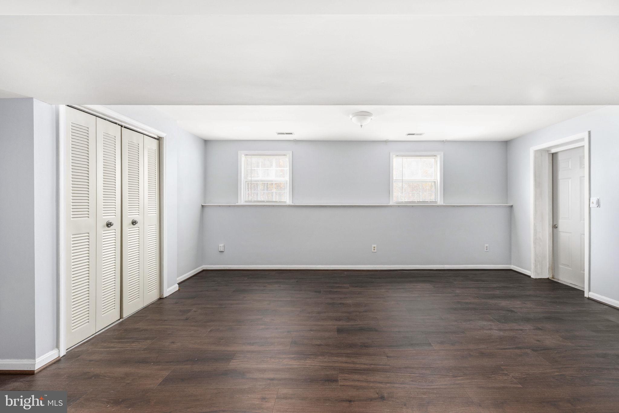 SURRY WOODS - Residential