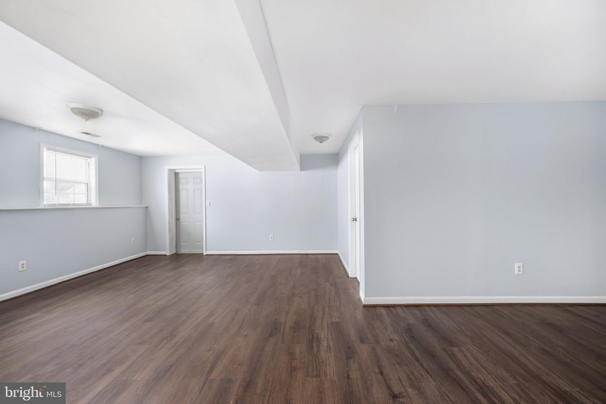 SURRY WOODS - Residential