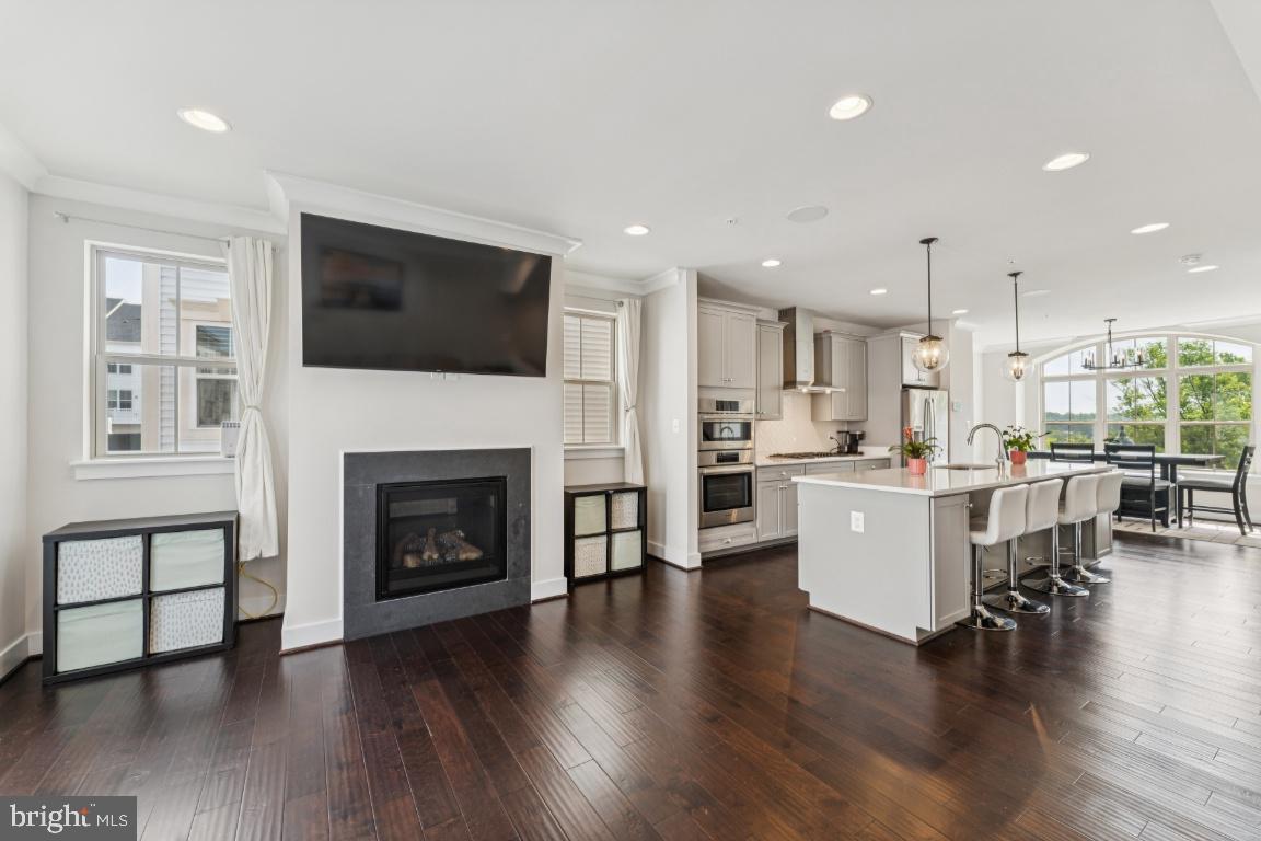 CLARKSBURG TOWN CENTER - Residential Lease