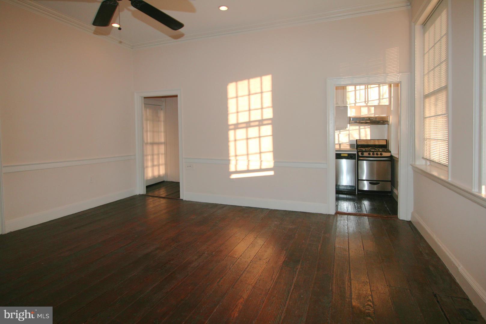 OLD TOWN - Residential Lease