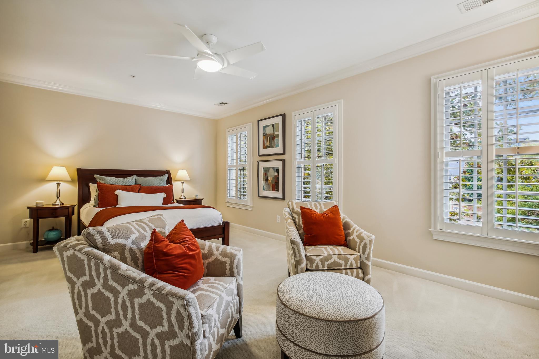 CHATHAM SQUARE - Residential