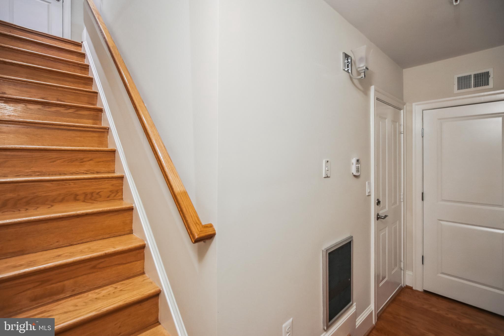 CHATHAM SQUARE - Residential