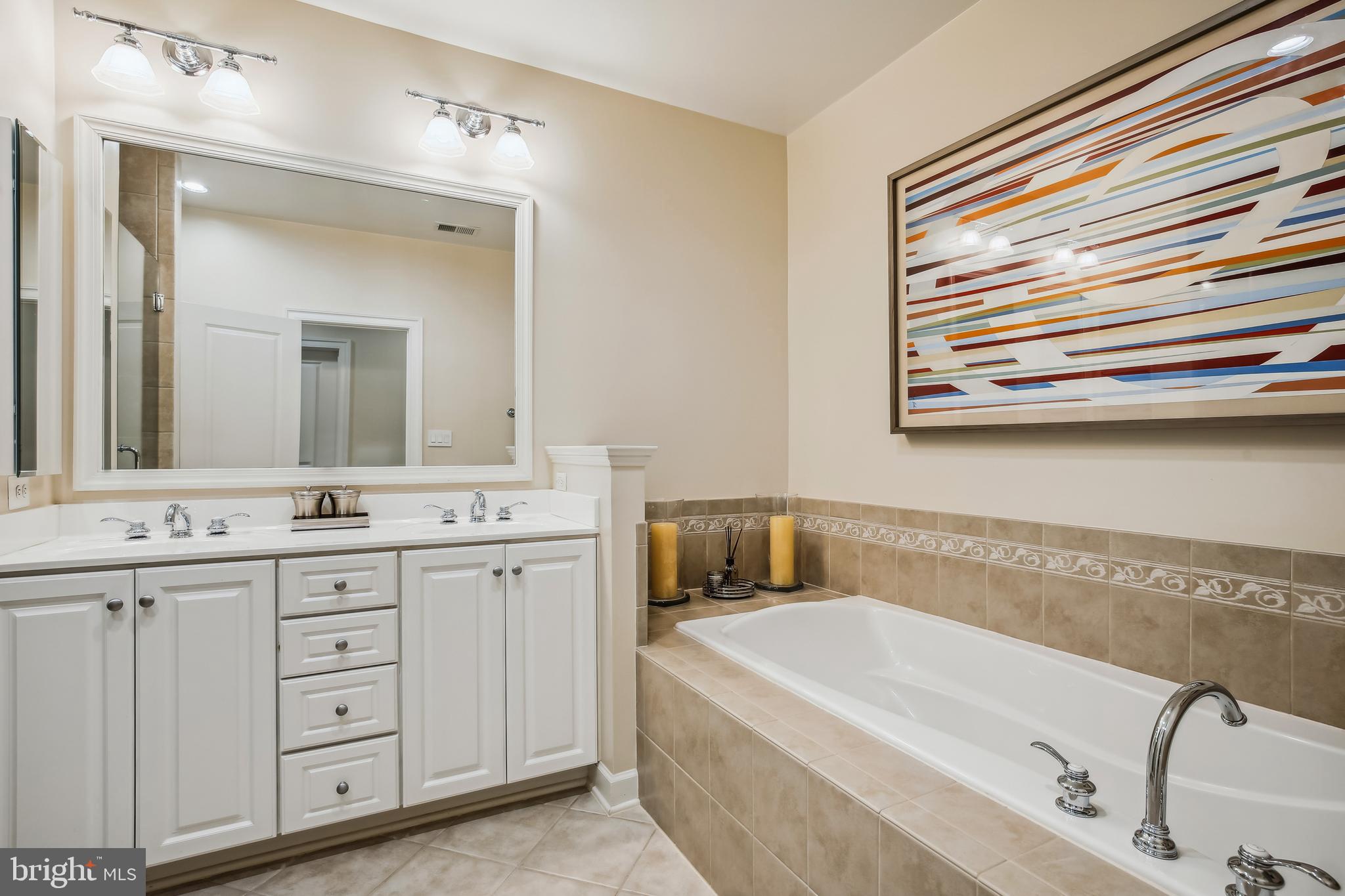 CHATHAM SQUARE - Residential