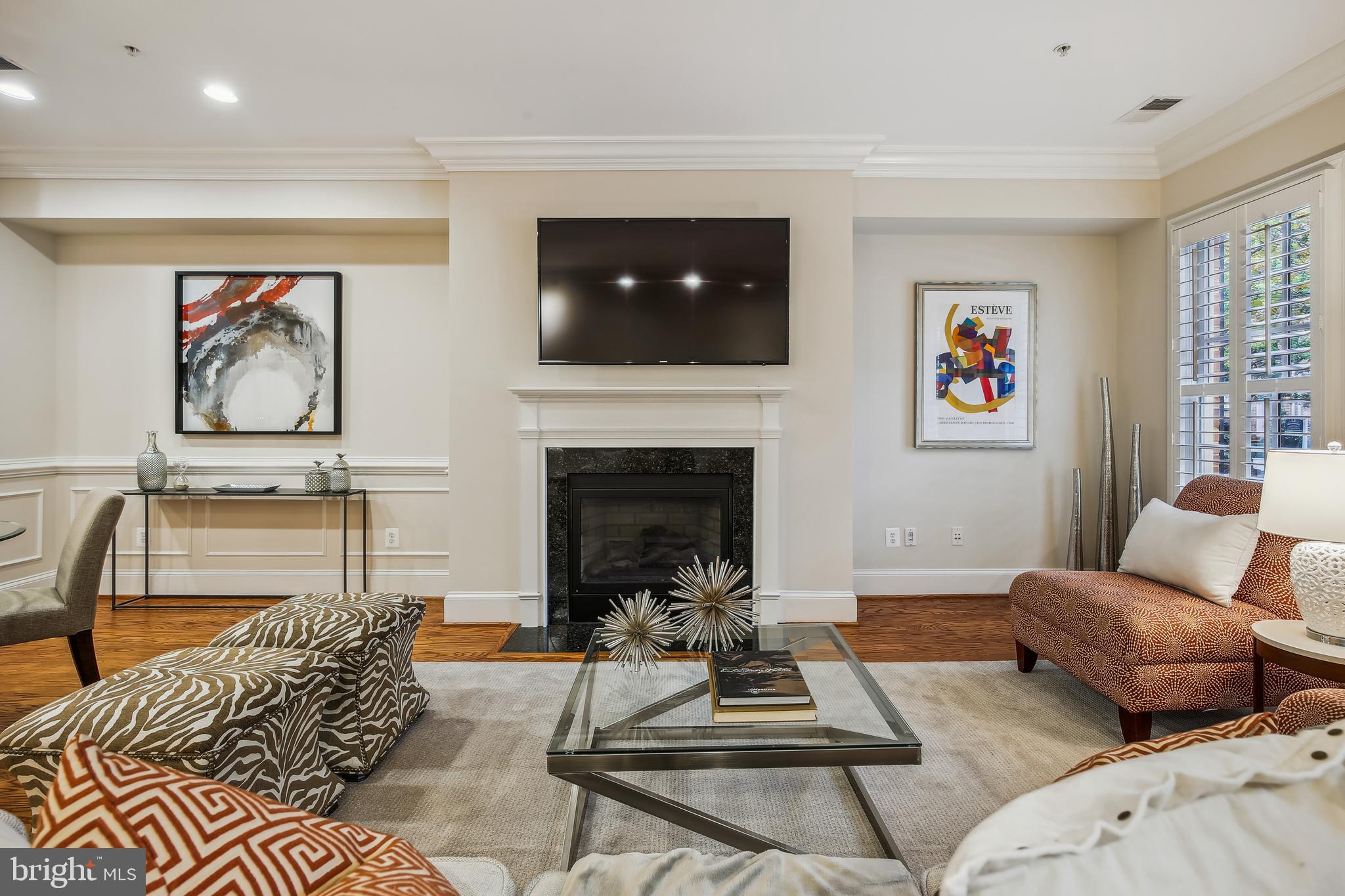 CHATHAM SQUARE - Residential