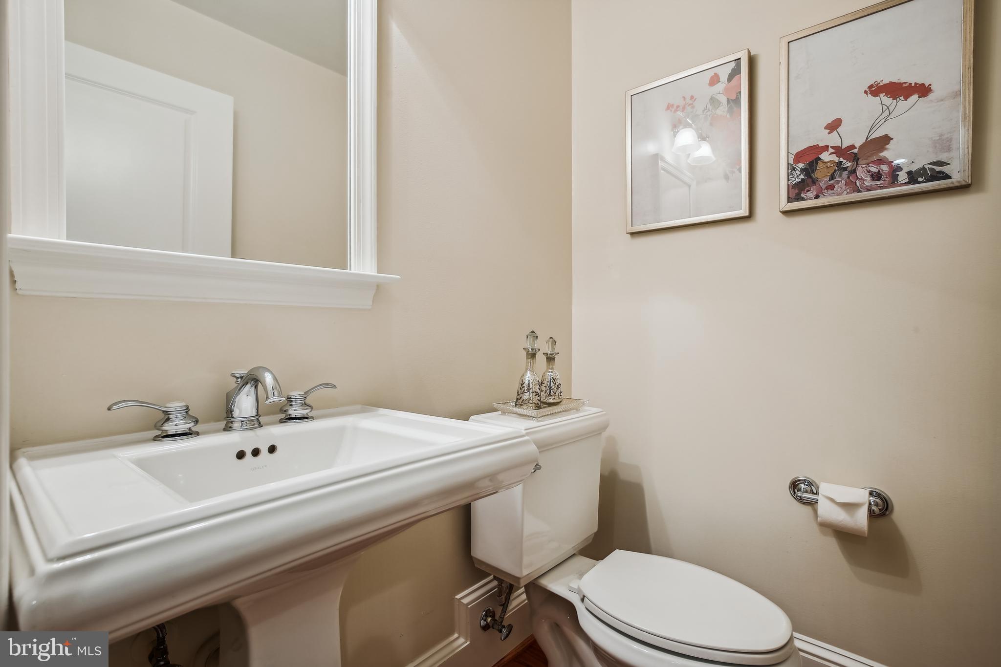 CHATHAM SQUARE - Residential