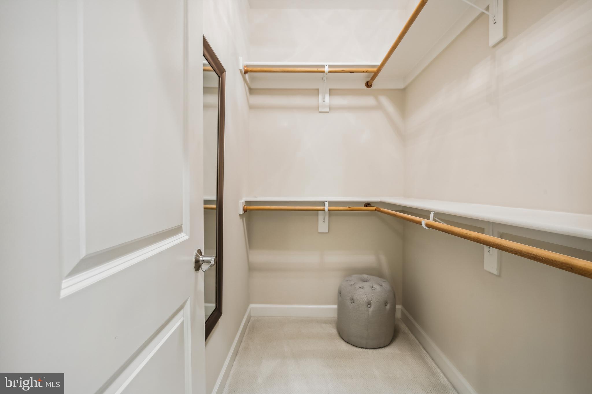 CHATHAM SQUARE - Residential