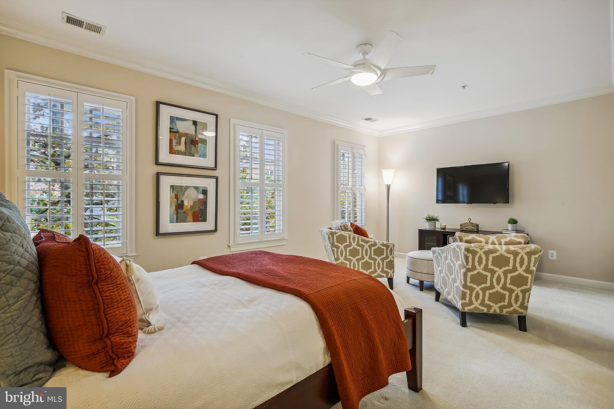 CHATHAM SQUARE - Residential