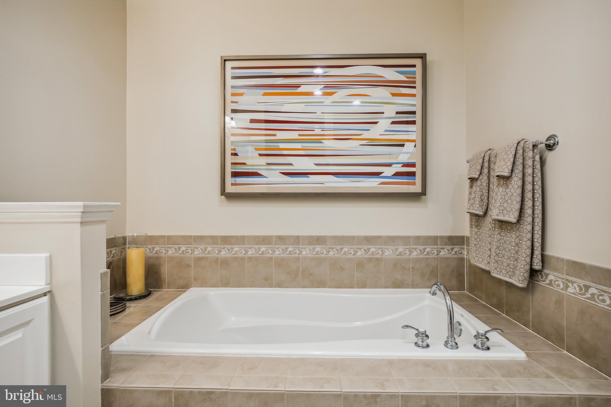 CHATHAM SQUARE - Residential