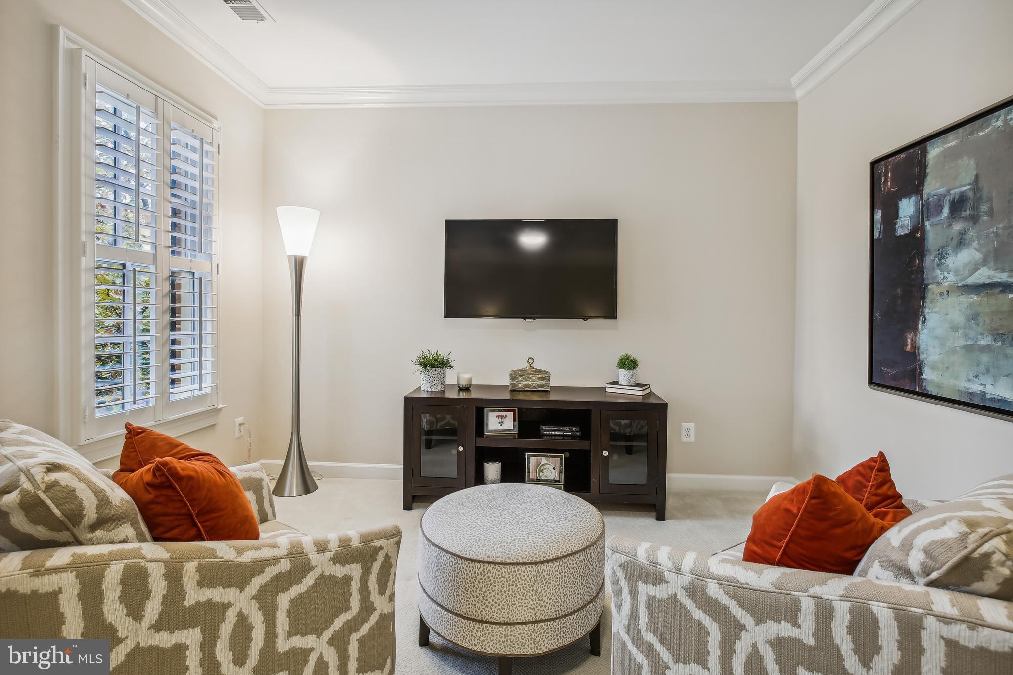 CHATHAM SQUARE - Residential