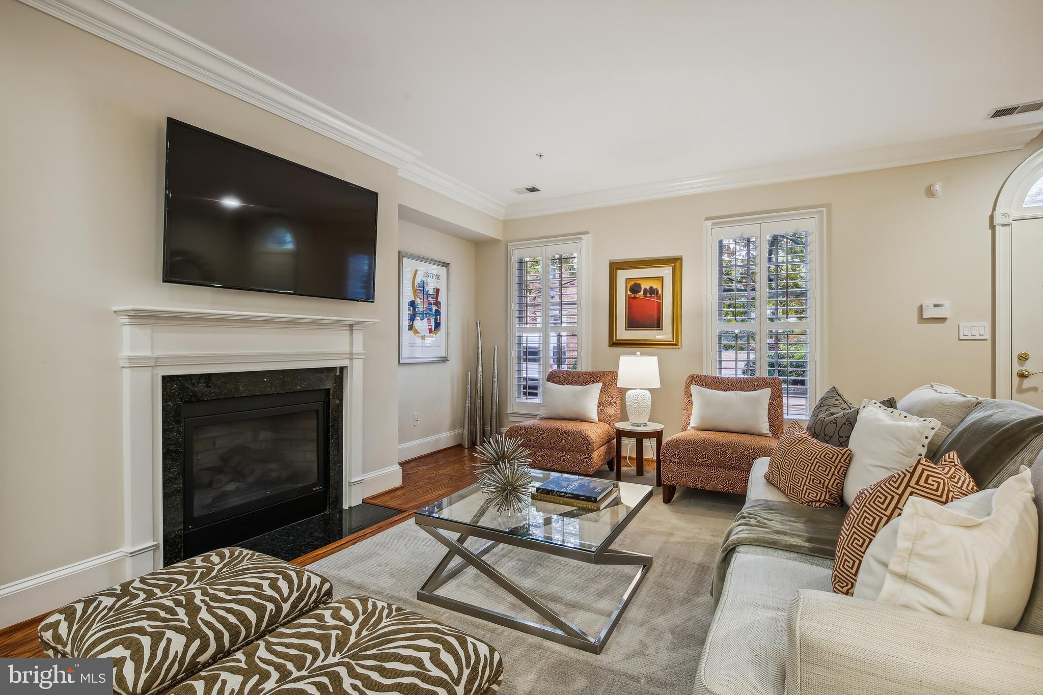 CHATHAM SQUARE - Residential