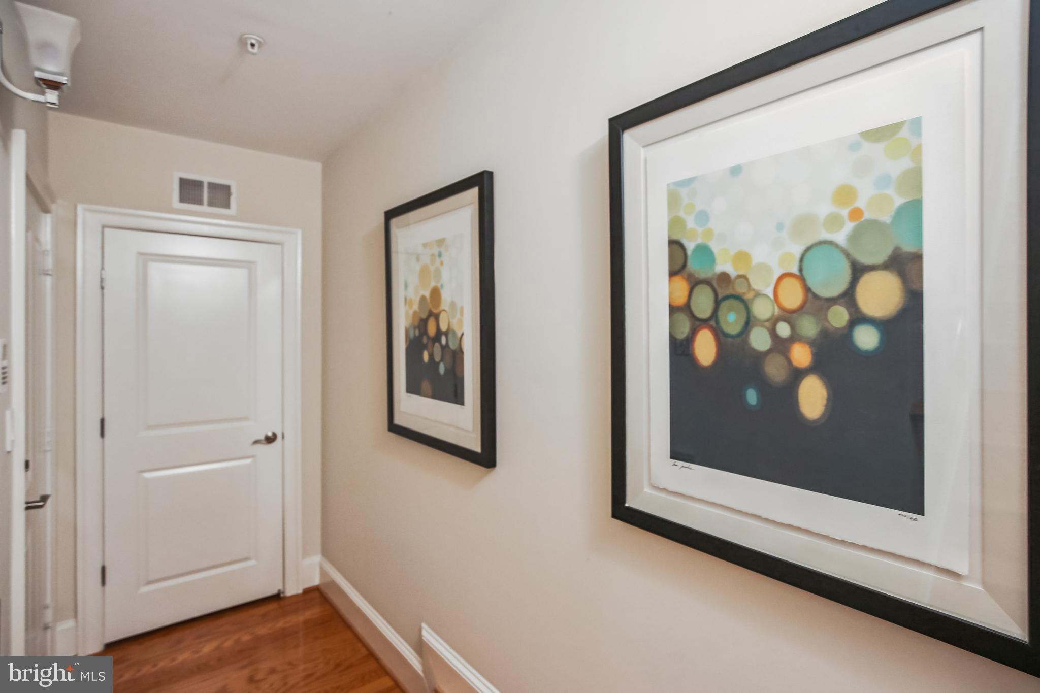 CHATHAM SQUARE - Residential