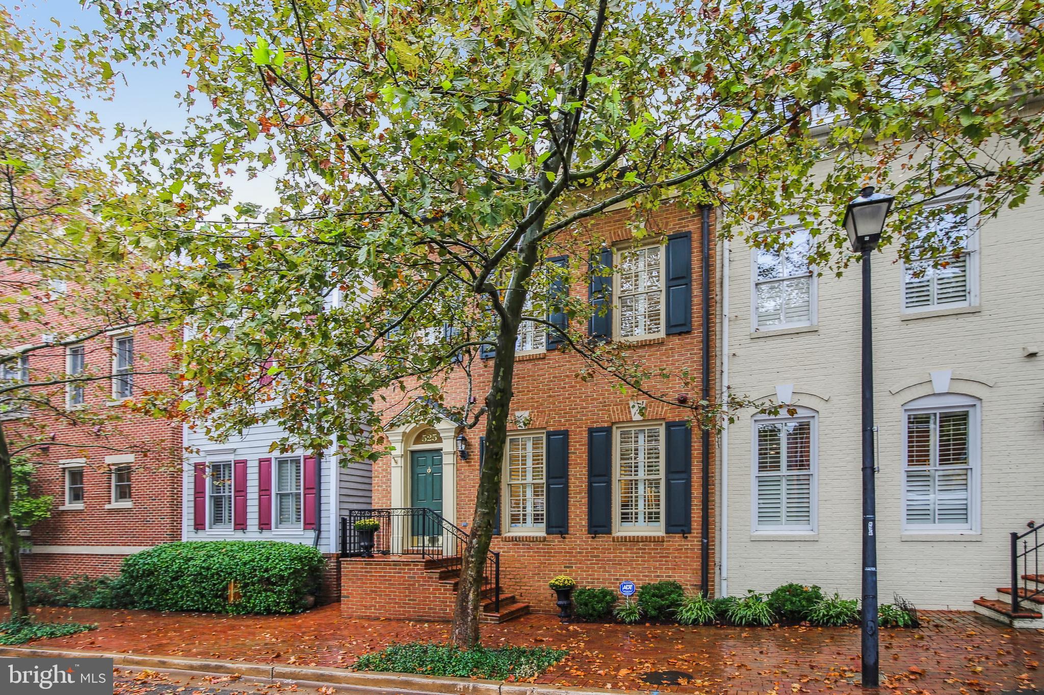 CHATHAM SQUARE - Residential