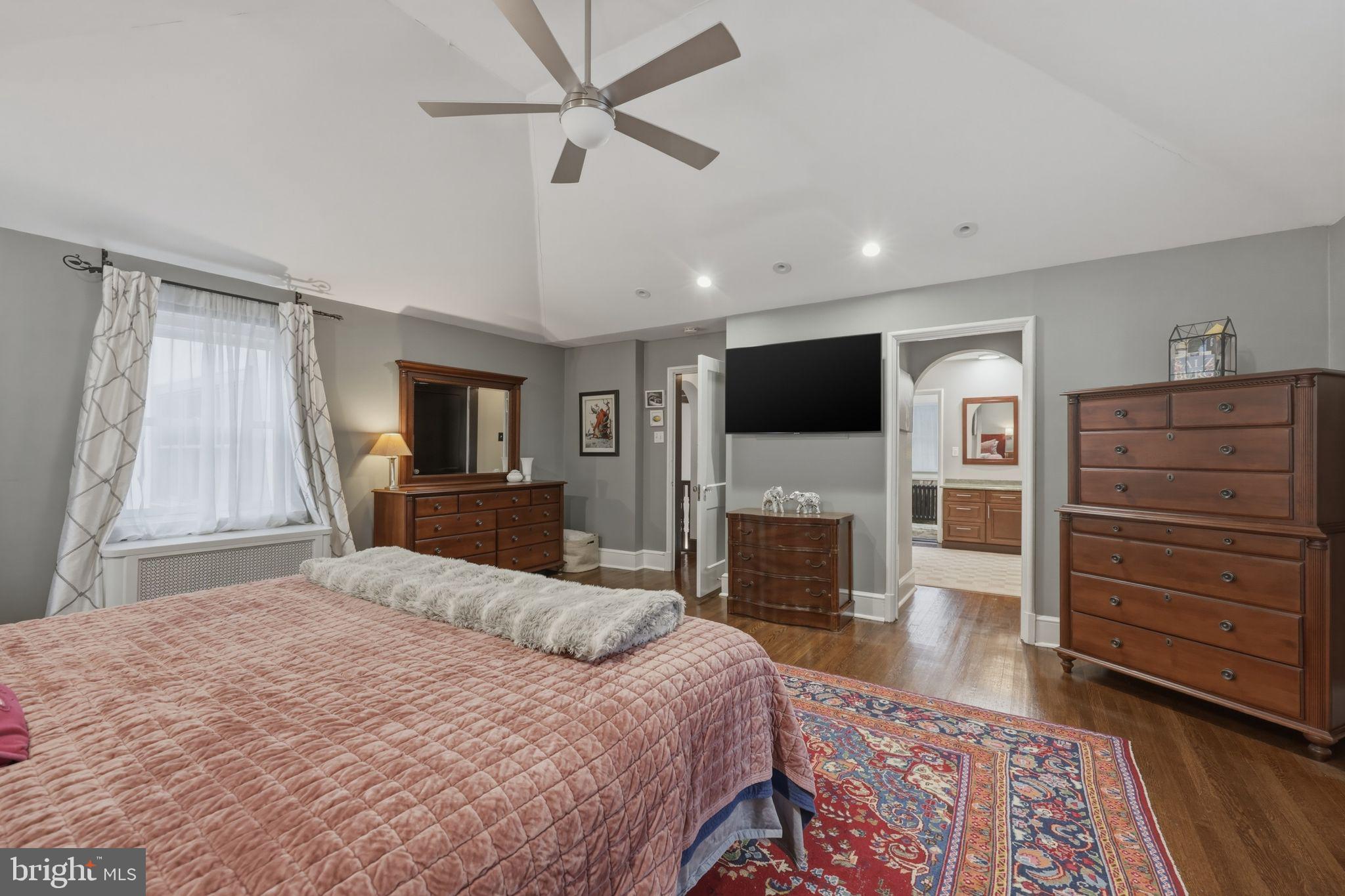 PENN WYNNE - Residential