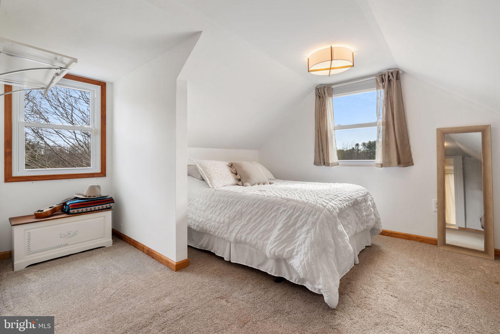 ENGLISH CHASE - Residential