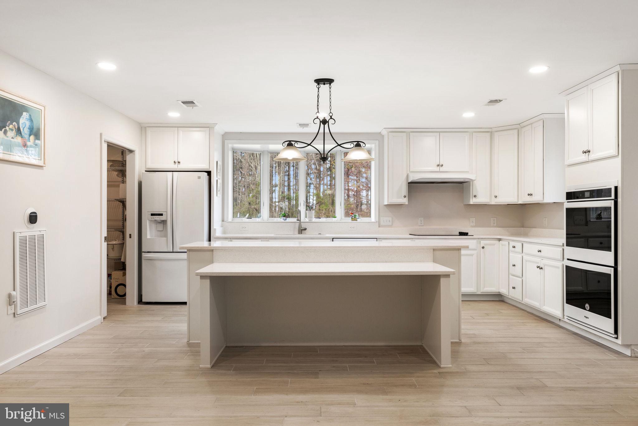 ENGLISH CHASE - Residential