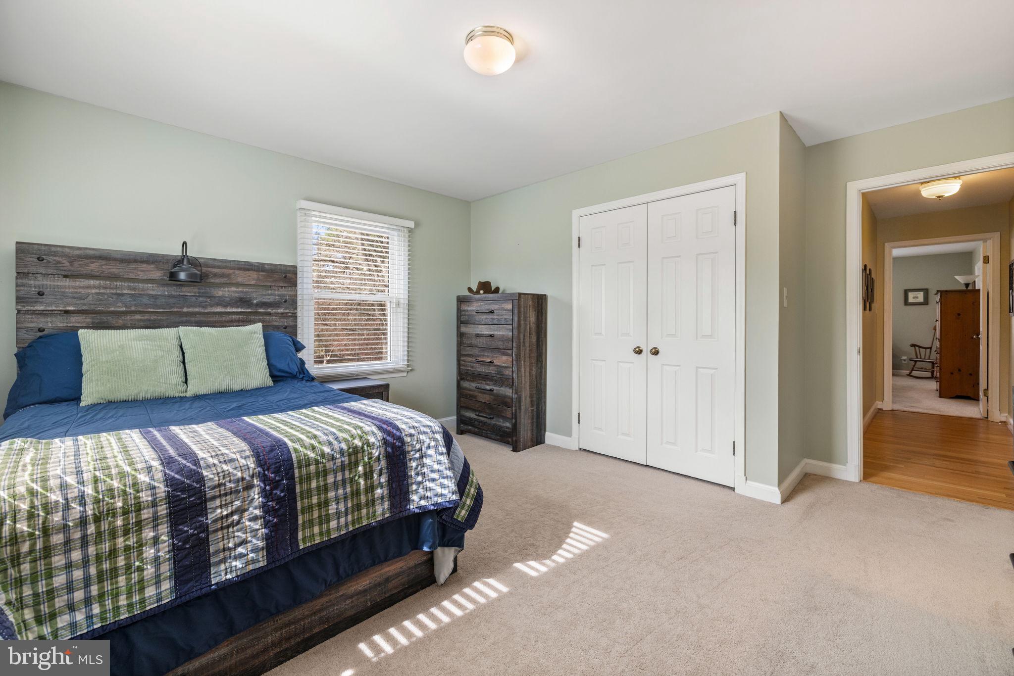 ENGLISH CHASE - Residential