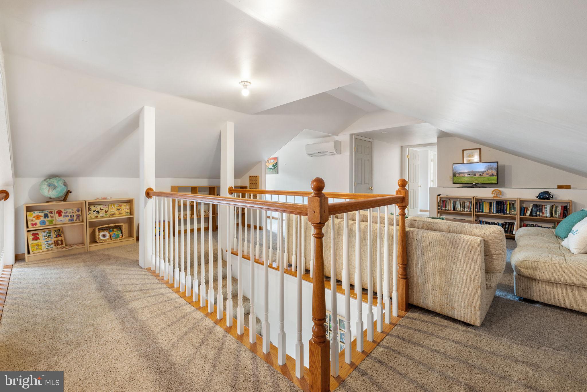 ENGLISH CHASE - Residential