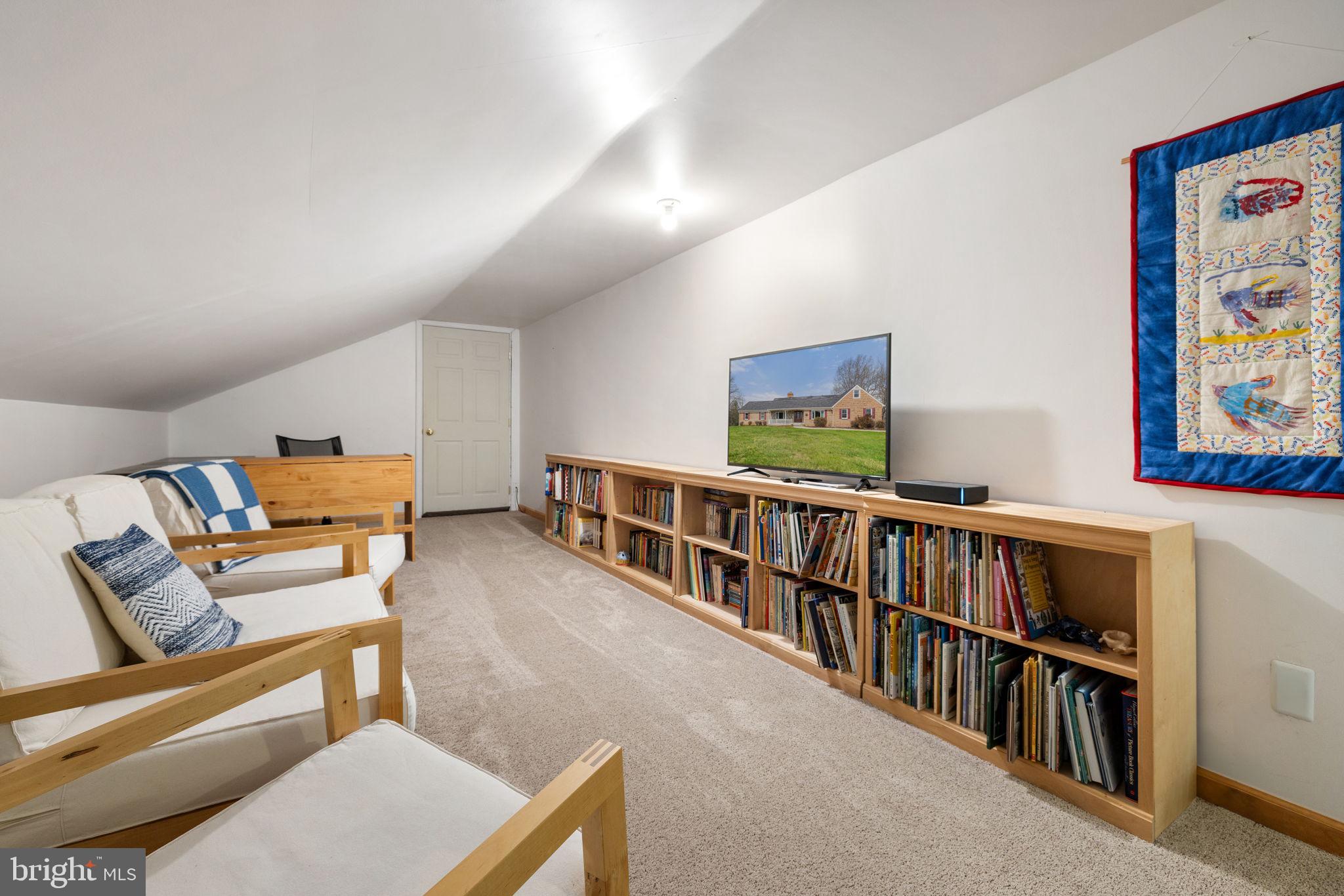 ENGLISH CHASE - Residential