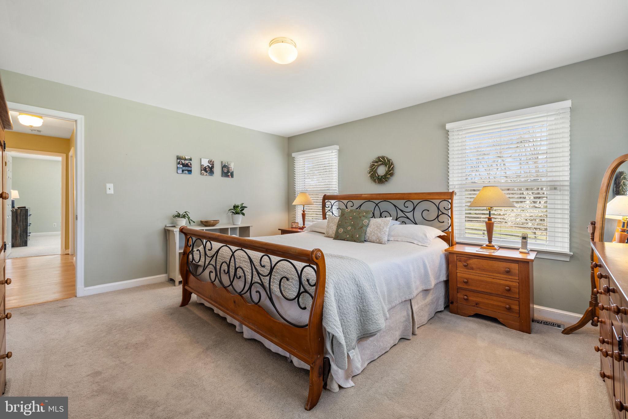 ENGLISH CHASE - Residential